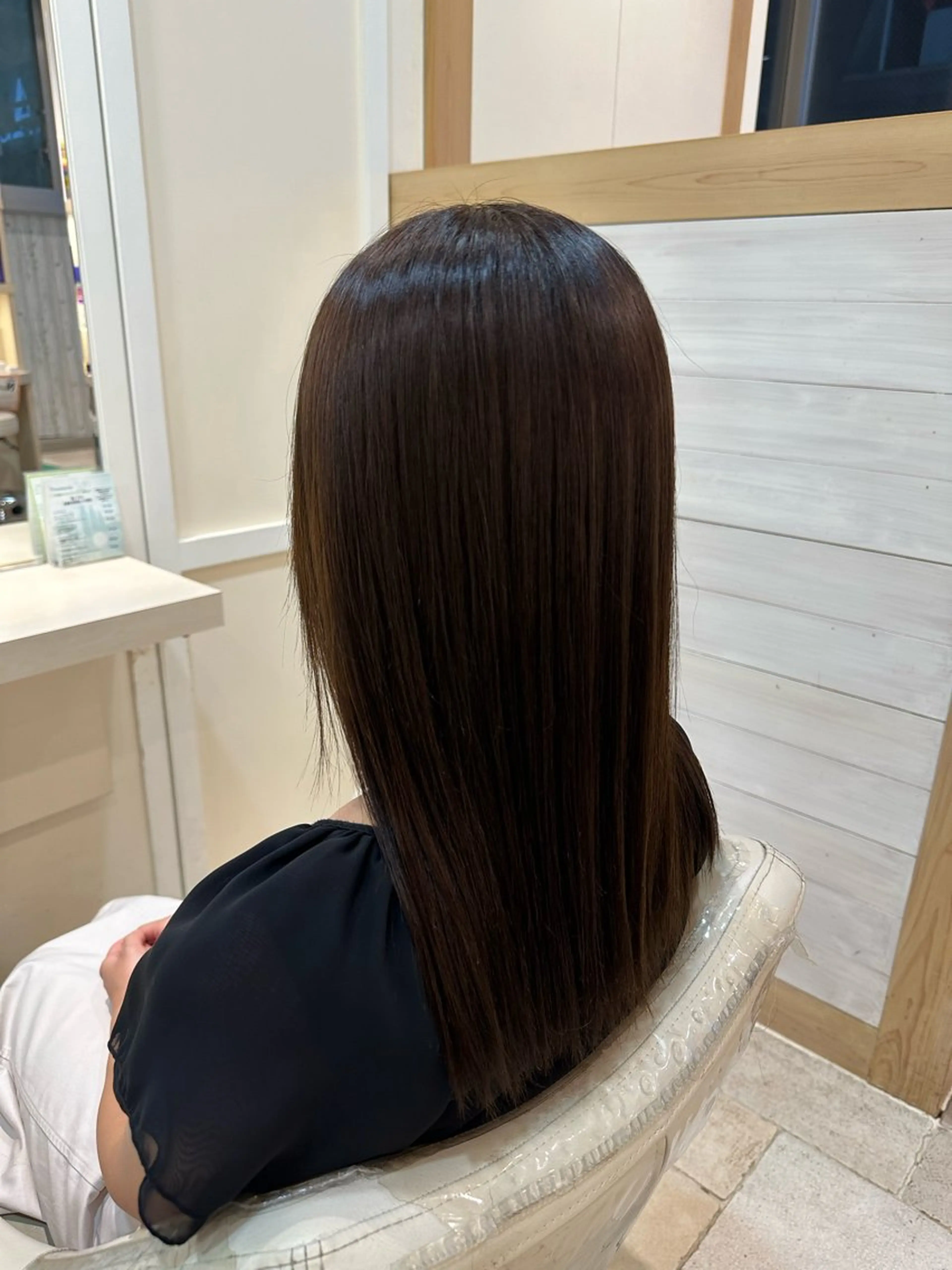 ミディアム 青木 あいかのヘアスタイル