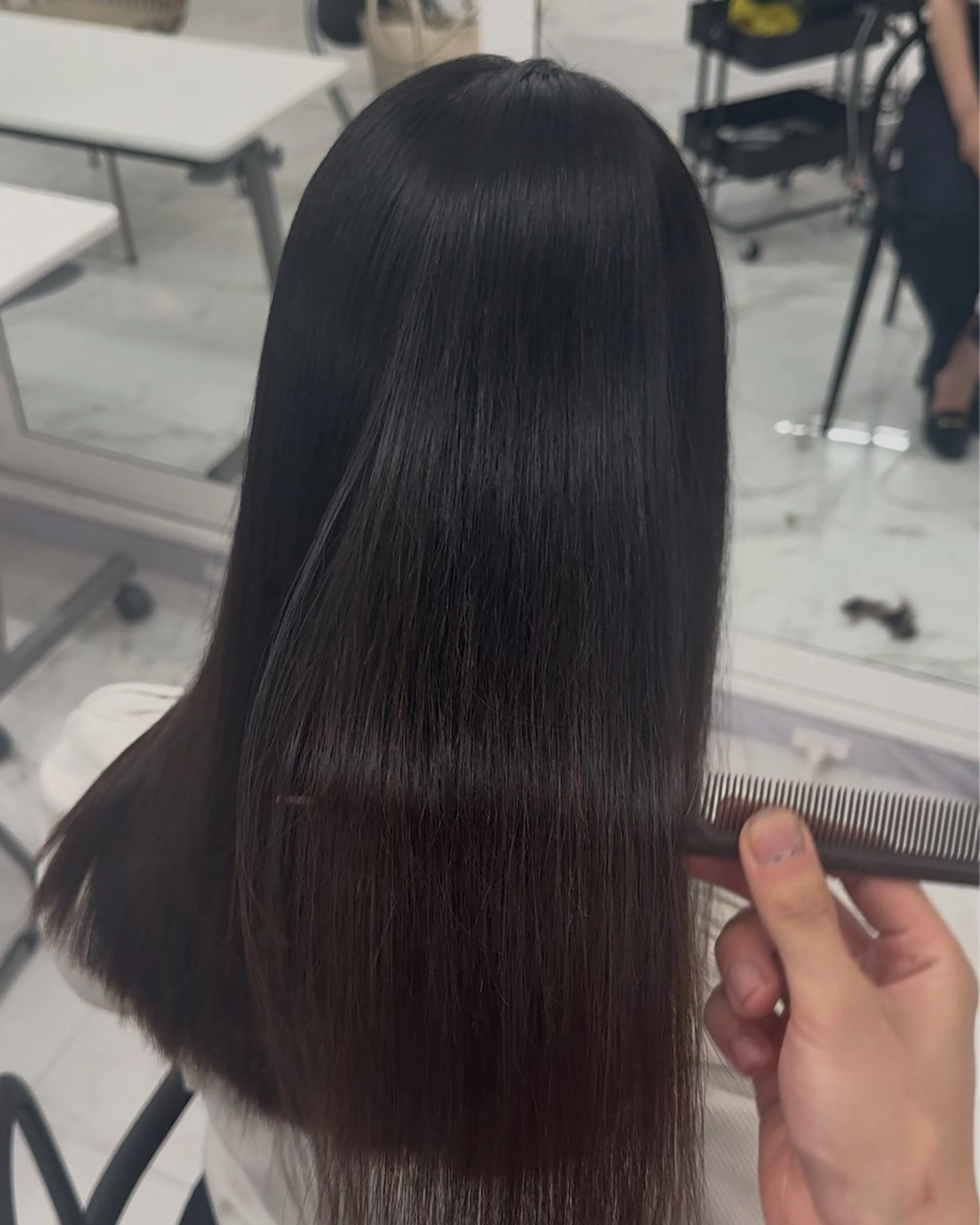 ロング カット 縮毛矯正 りっきー🦋矯正 烏丸/縮毛矯正のヘアスタイル