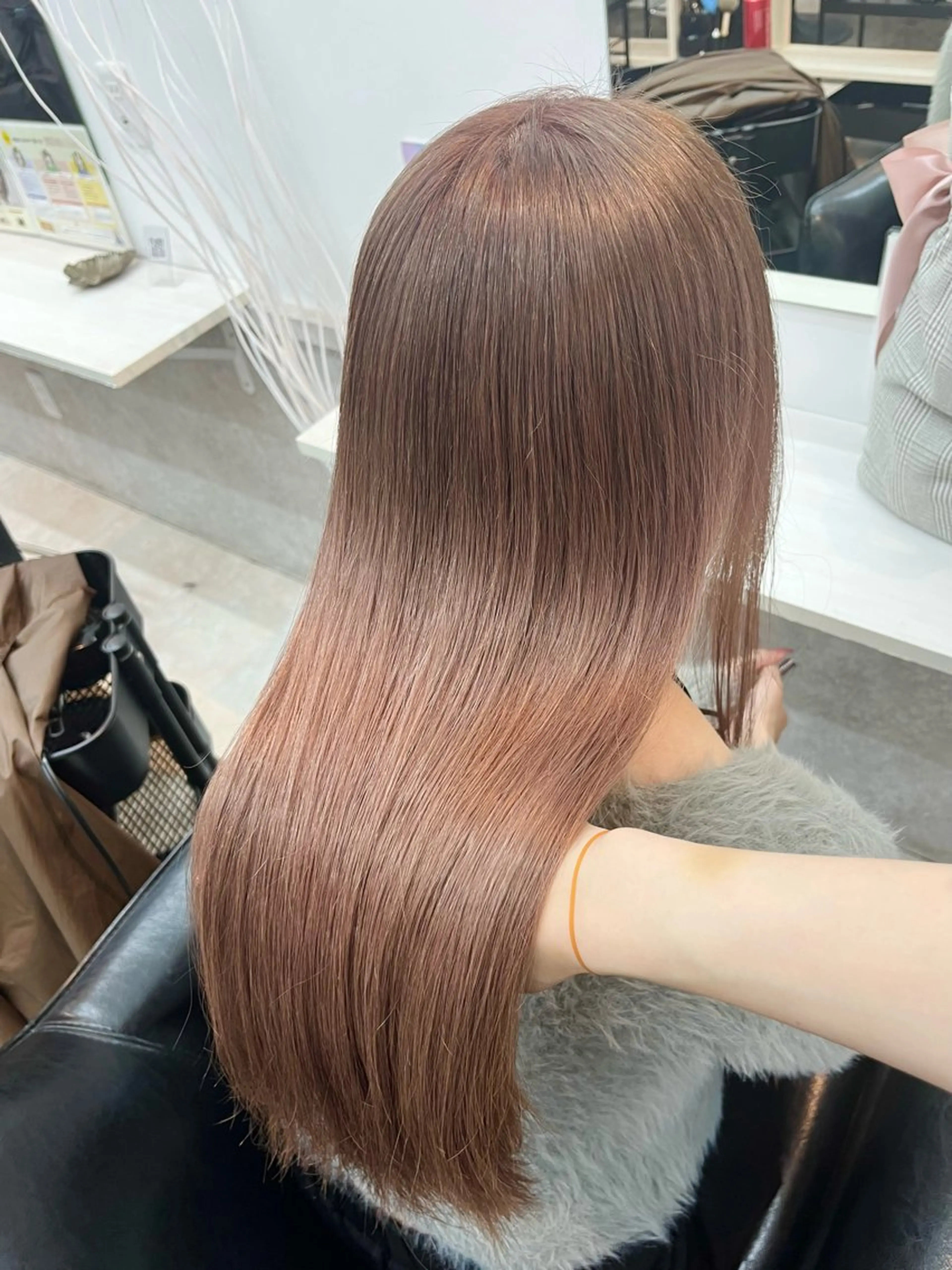 ロング カラー YUI/透明感 ブリーチ❕髪質改善のヘアスタイル