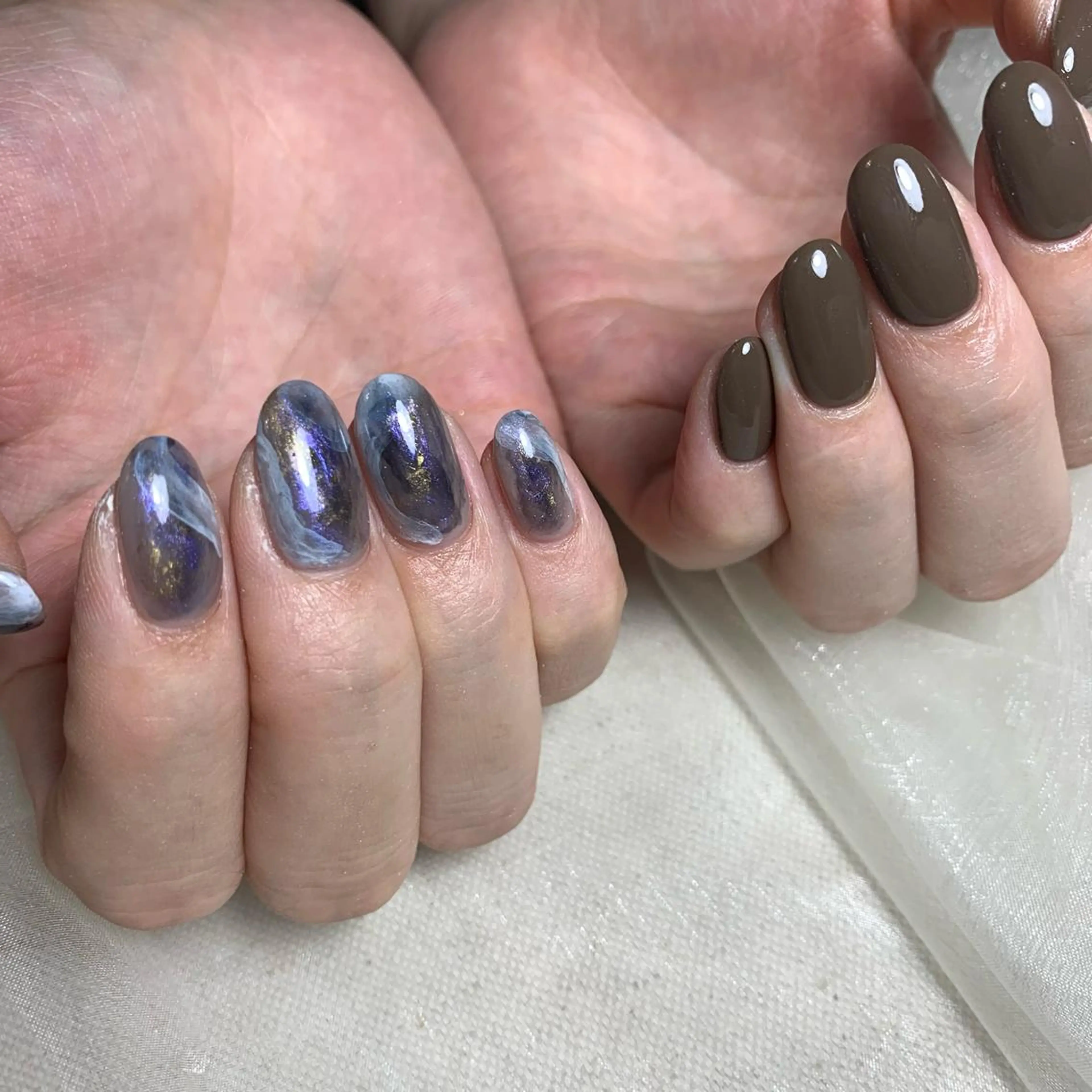 ネイル おそろいネイル ハンドネイル repos~ルポ~所属・里見 麗のネイルデザイン