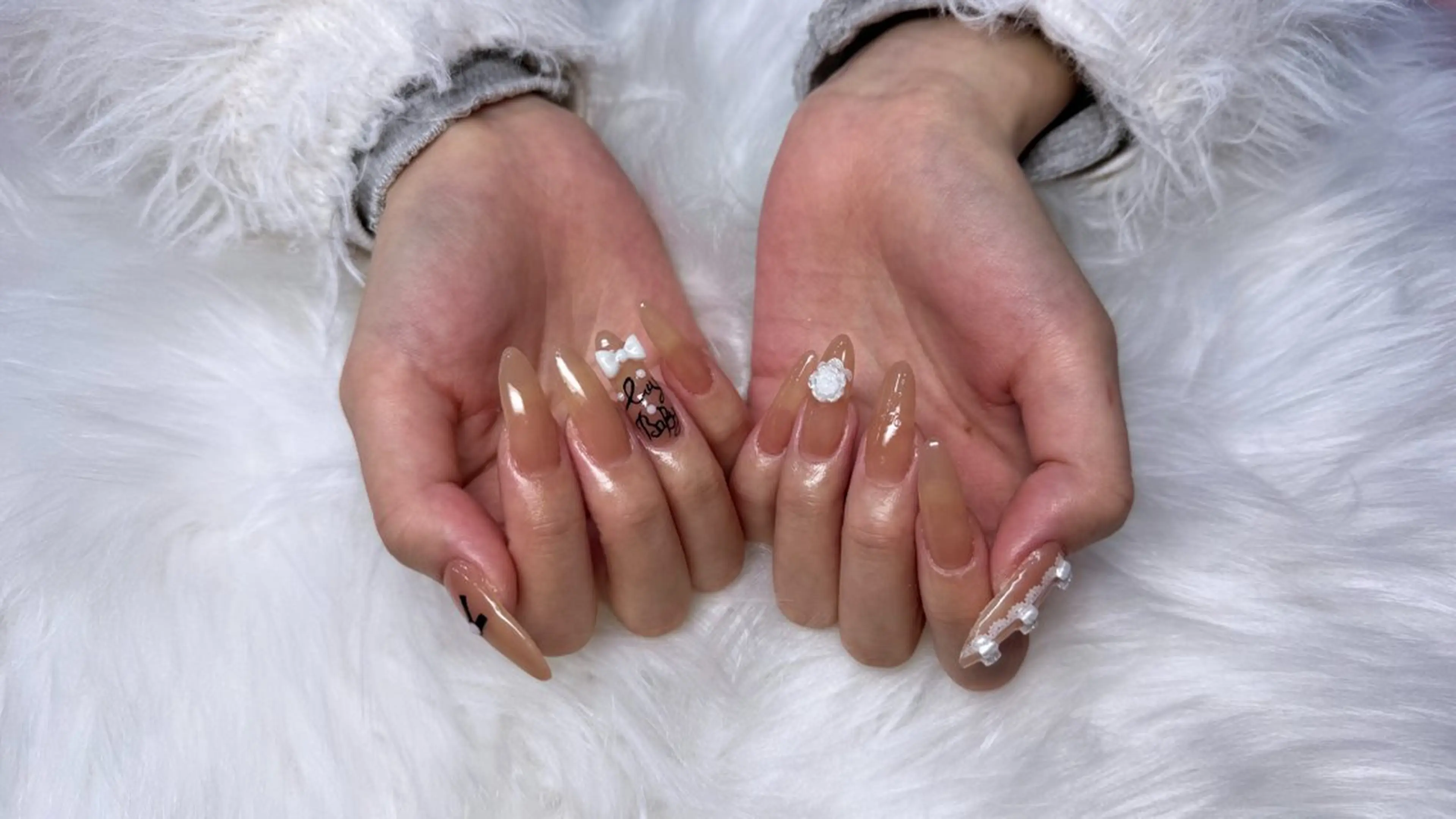 ネイル ハンドネイル ハンドケア 🎀うかん 🎀チップ長さ出しのネイルデザイン
