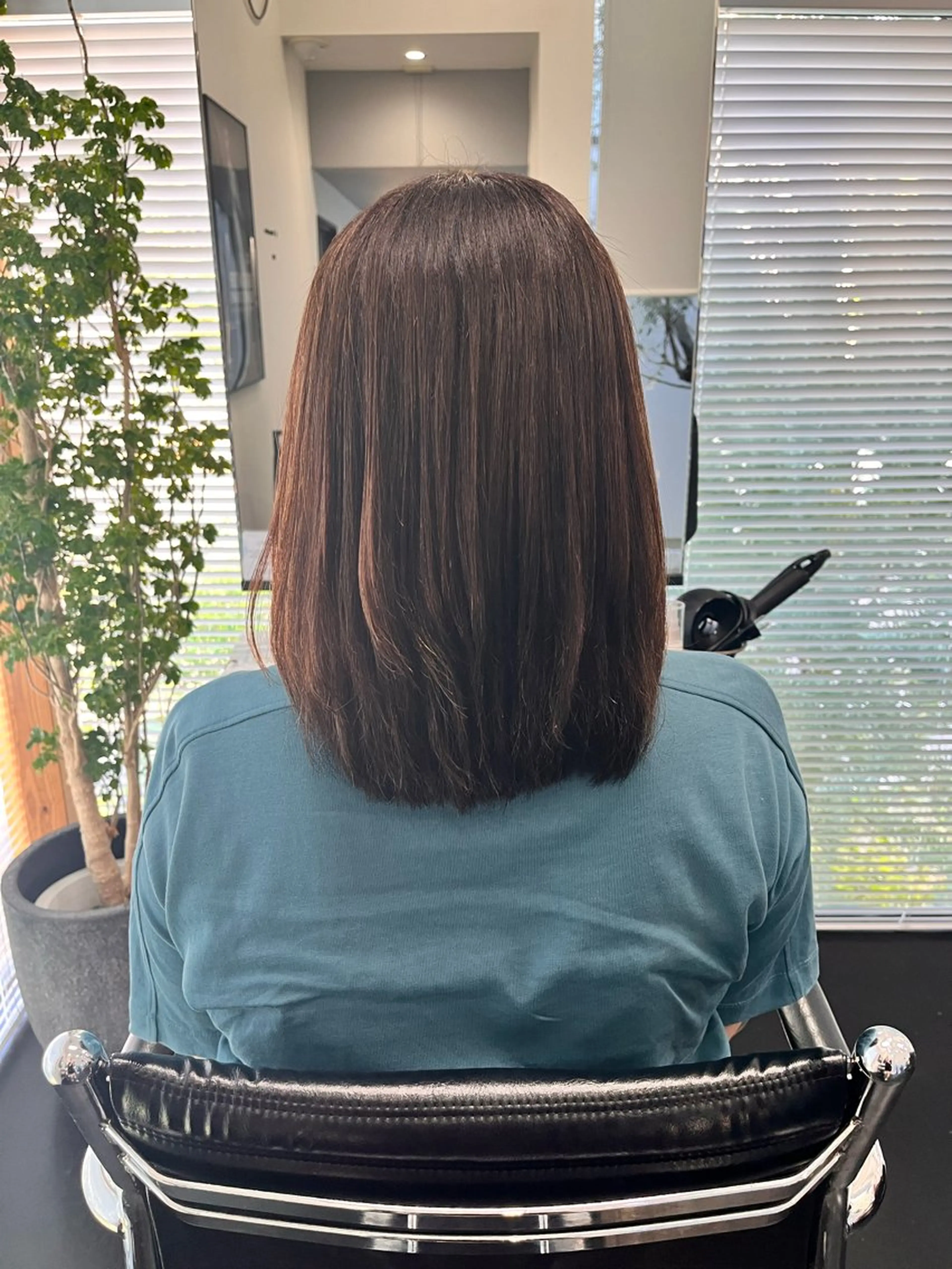 ミディアム ヘアカラー 小木曽 芽生のヘアスタイル