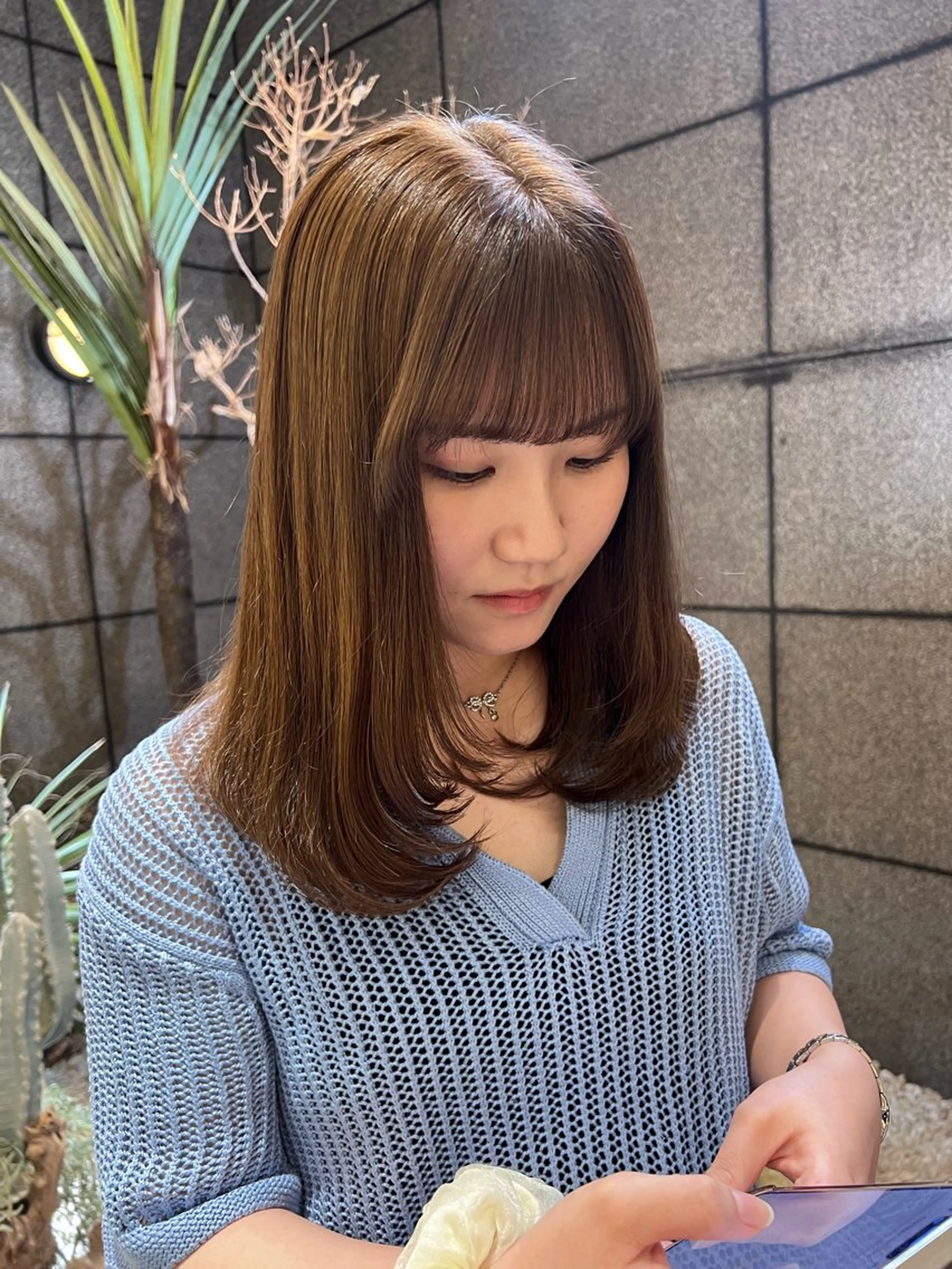 セミロング ヘアカラー 酸性ストレート/ カスミ🩰のヘアスタイル