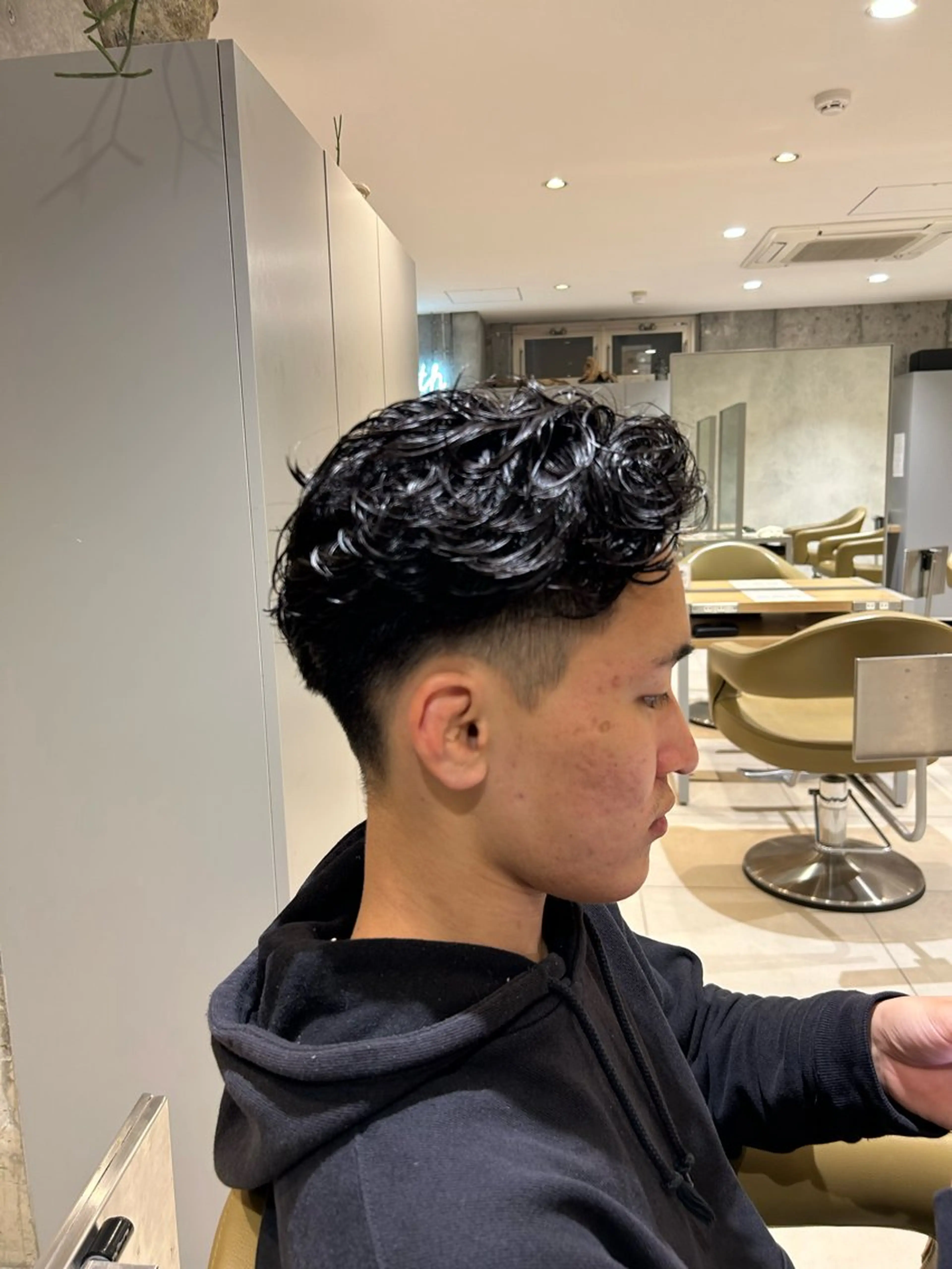 ショート パーマ メンズ カット パーマが得意です💥 ハユカといいます❗️のヘアスタイル