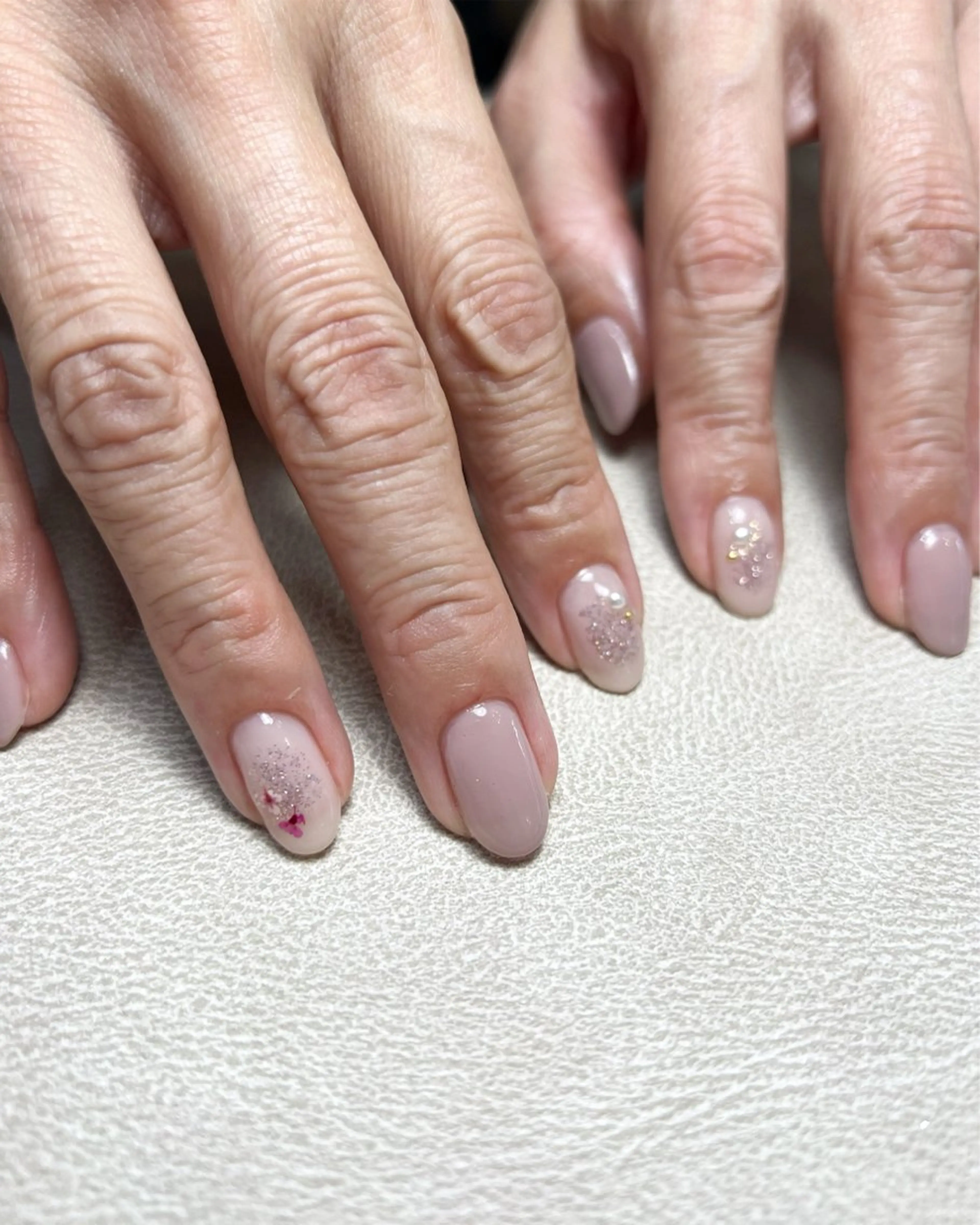 ネイル シンプルネイル ハンドネイル H. Sayuriのネイルデザイン