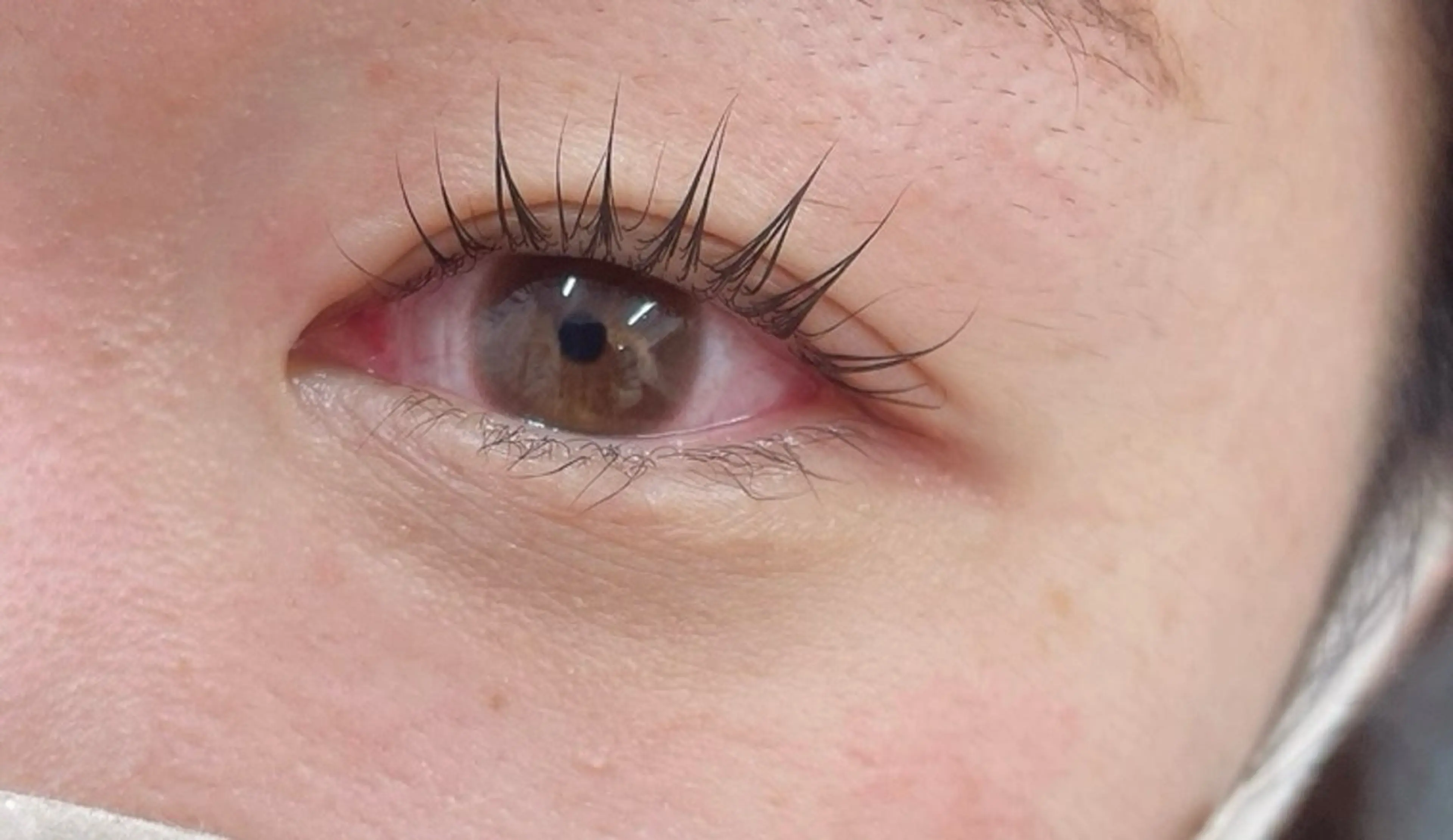 マツエク・マツパ Reveil  Elegance所属・秋田 美穂のマツエク・マツパデザイン