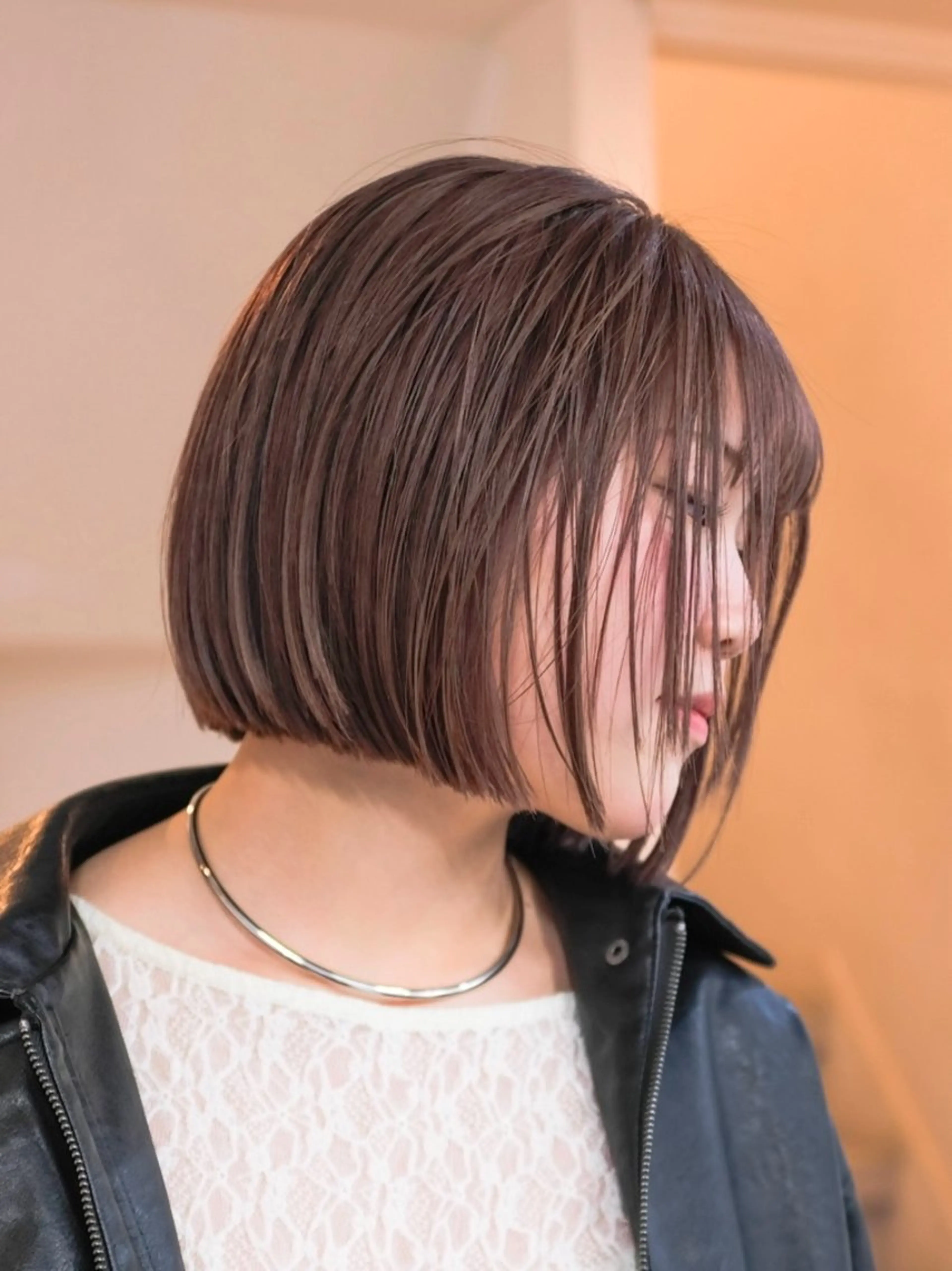 ミディアム カラー ヘアアレンジ カット ヘアカラー トリートメント ハイトーン/デザイン カラー/あおいのヘアスタイル