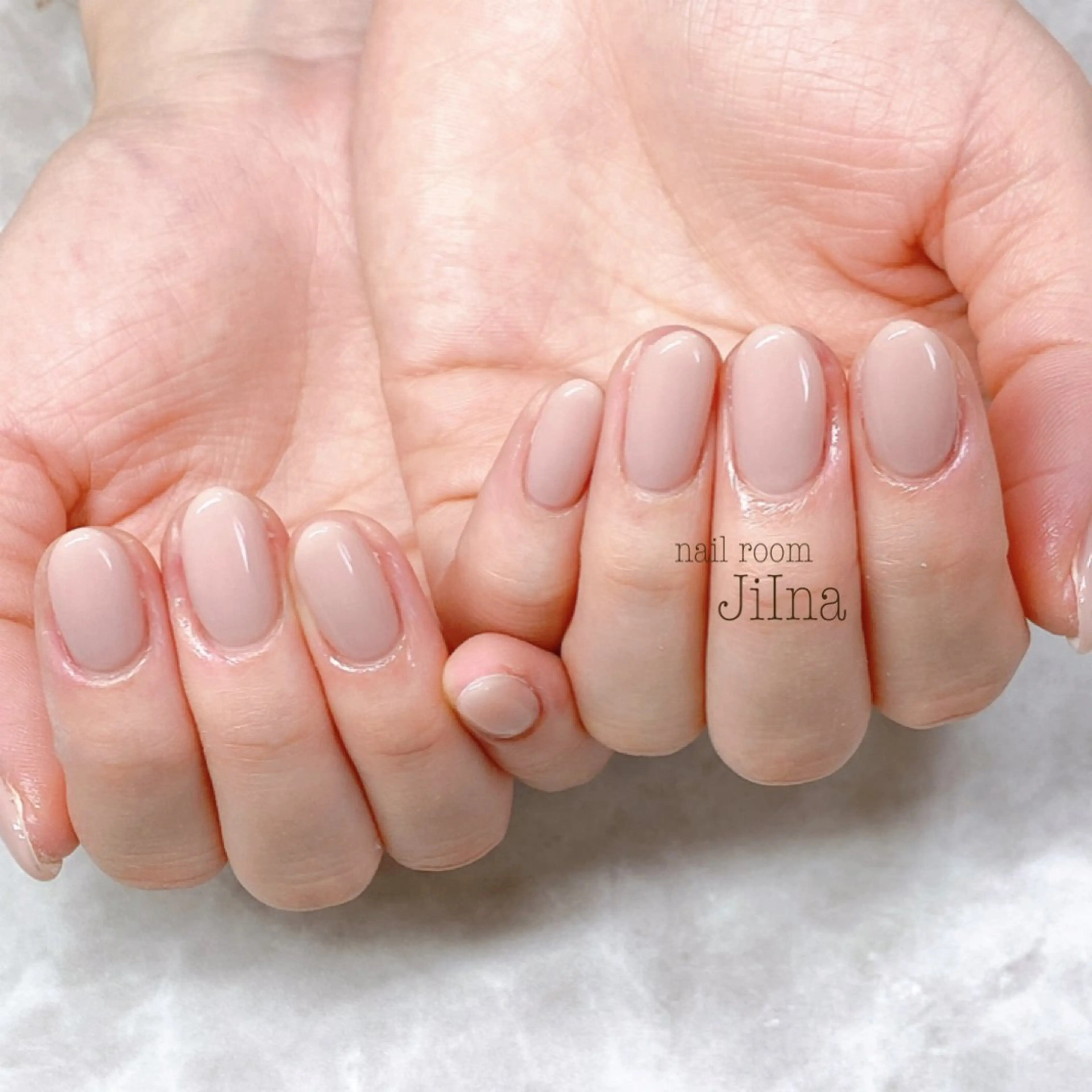ネイル ワンカラーネイル nail room JiInaのネイルデザイン