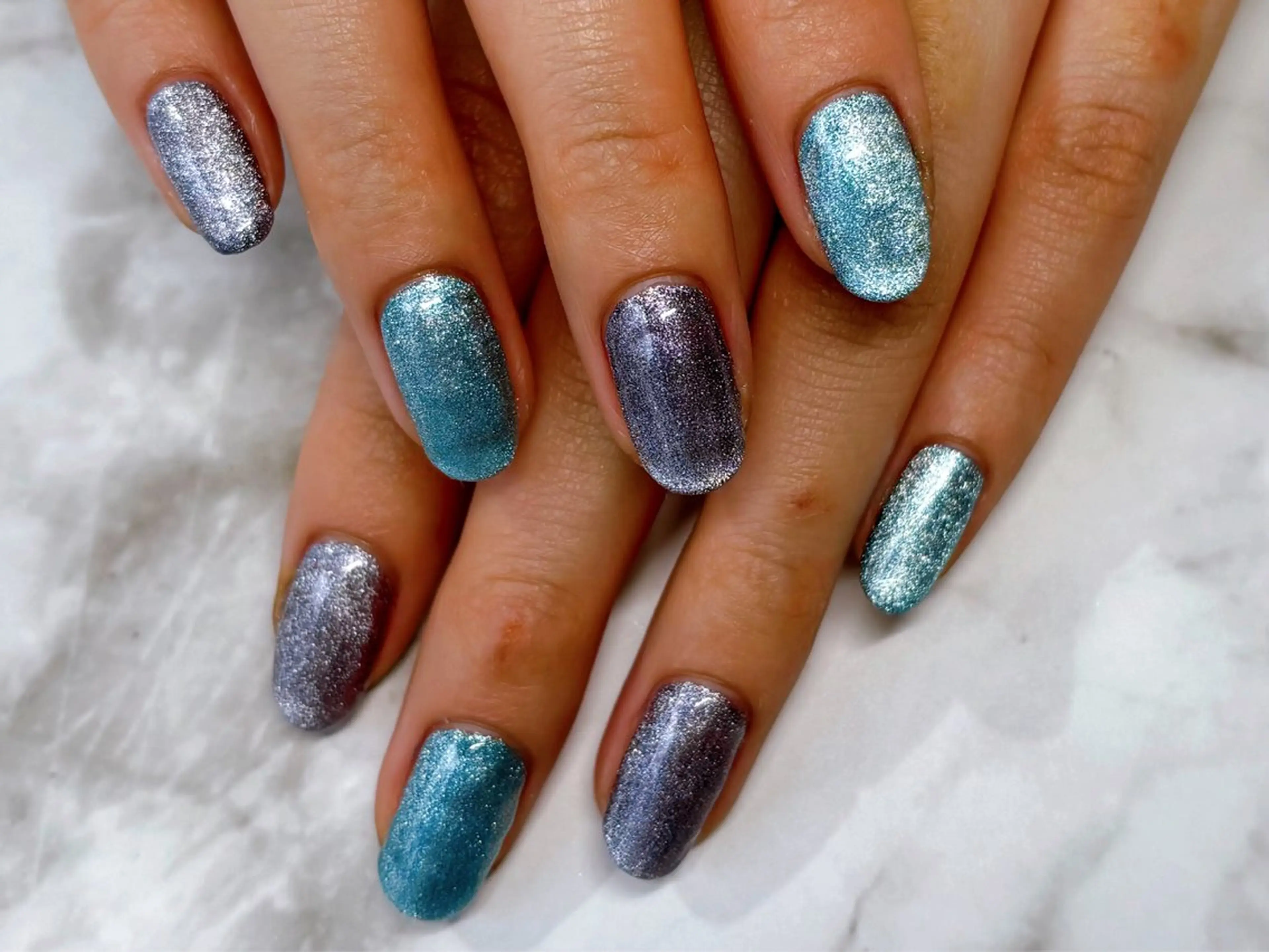 ネイル マグネットネイル Lani🌈Nail Konatsuのネイルデザイン