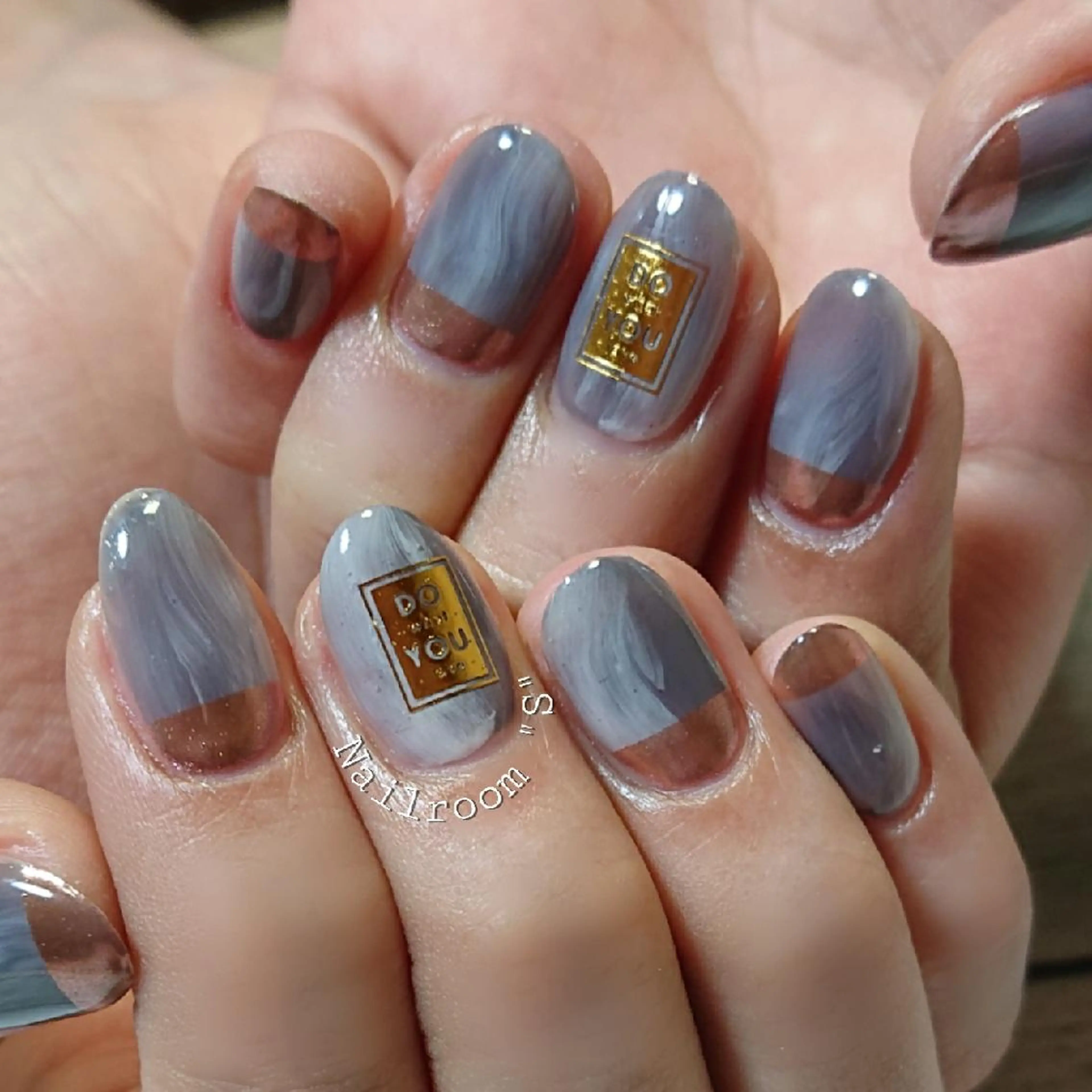 ネイル 大理石ネイル(マーブル) ミラーネイル ワンカラーネイル Nail room  "S"  SAKAIのネイルデザイン
