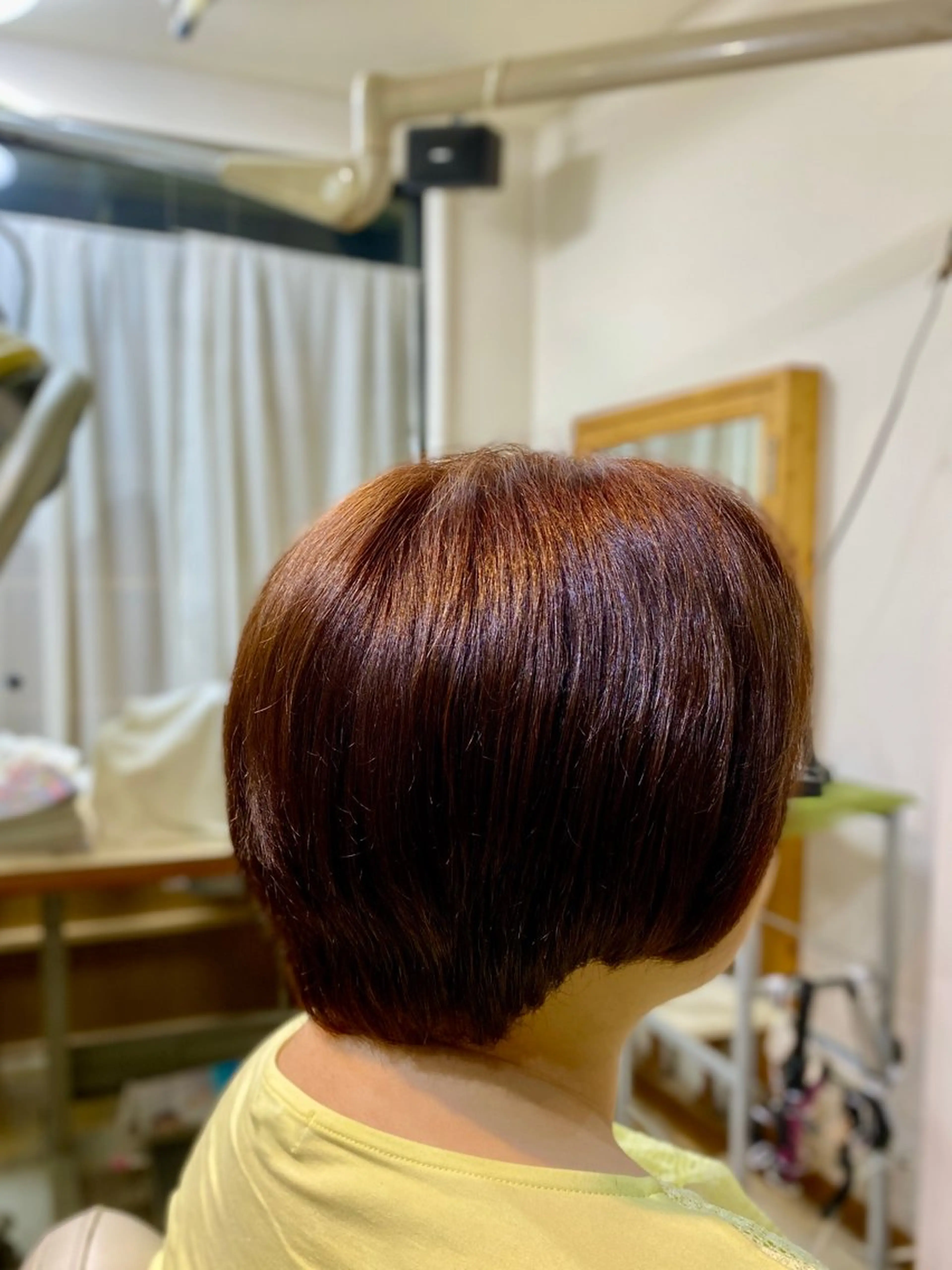 ショート カラー CRADLE Takeuchiのヘアスタイル