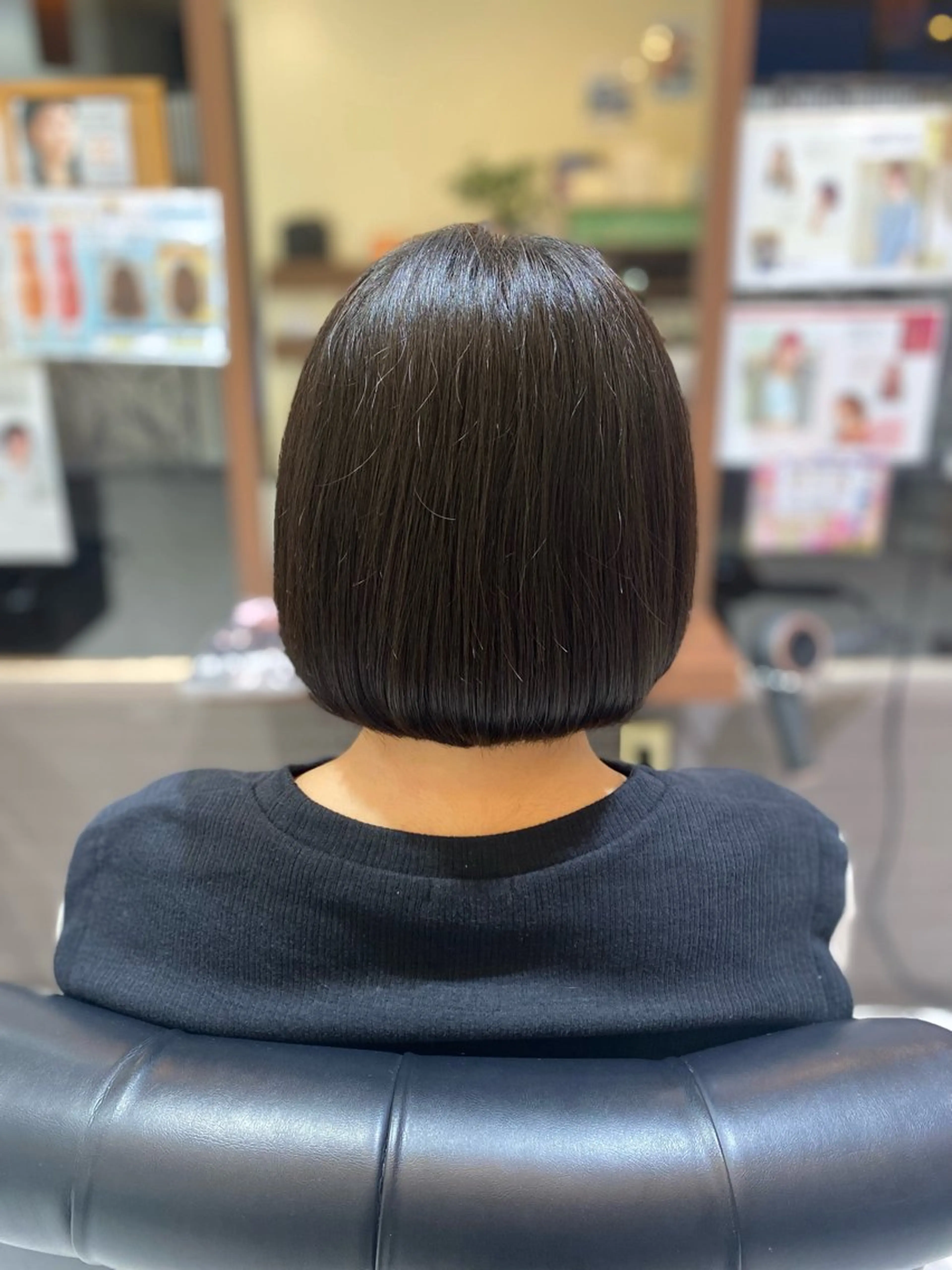 ミディアム ボブ カット トリートメント 横手 亜紀のヘアスタイル