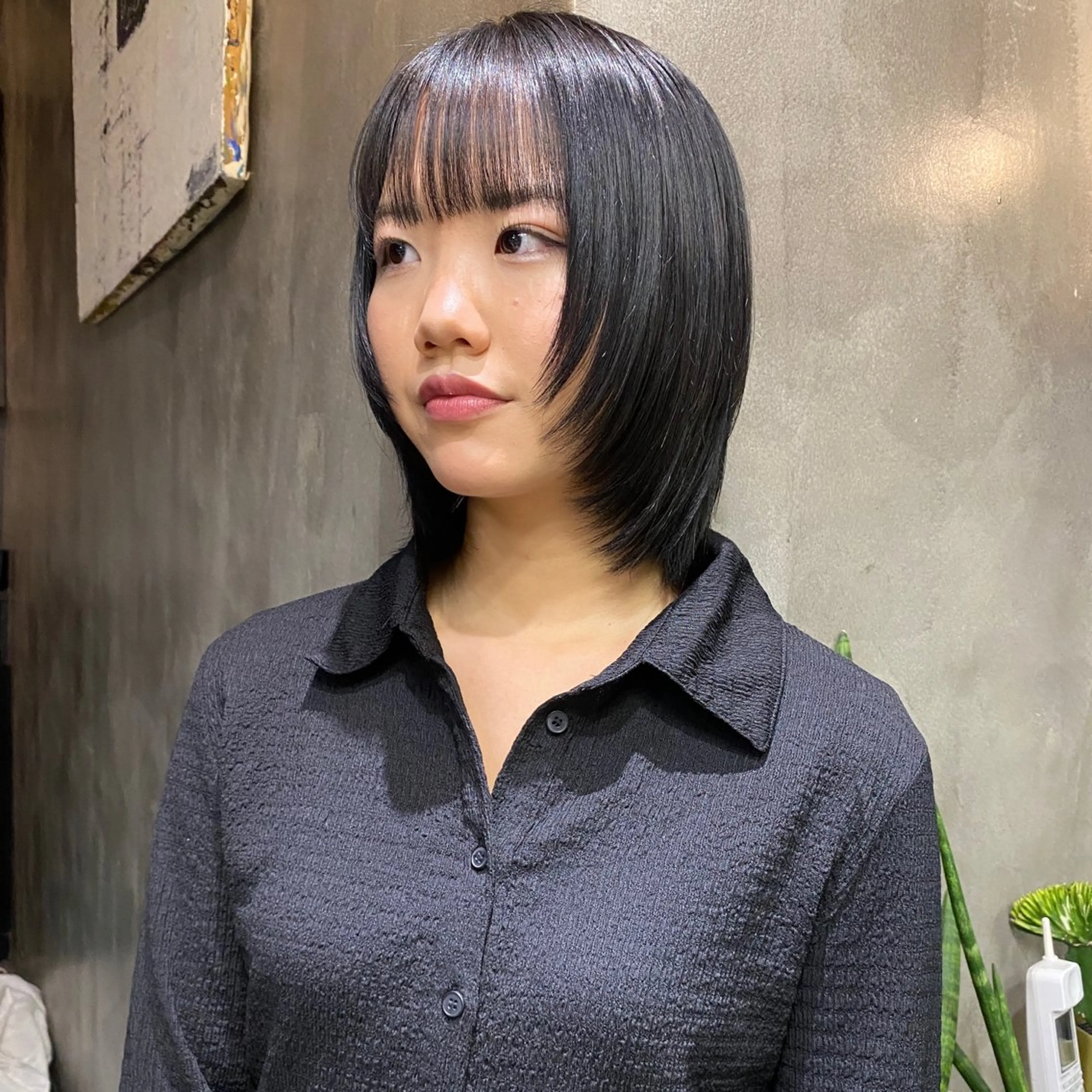 ショート カラー 透明感カラー 顔まわりレイヤー レイヤーカット カット ヘアカラー トリートメント ◽️モードヘア◽️ SHOUTOのヘアスタイル