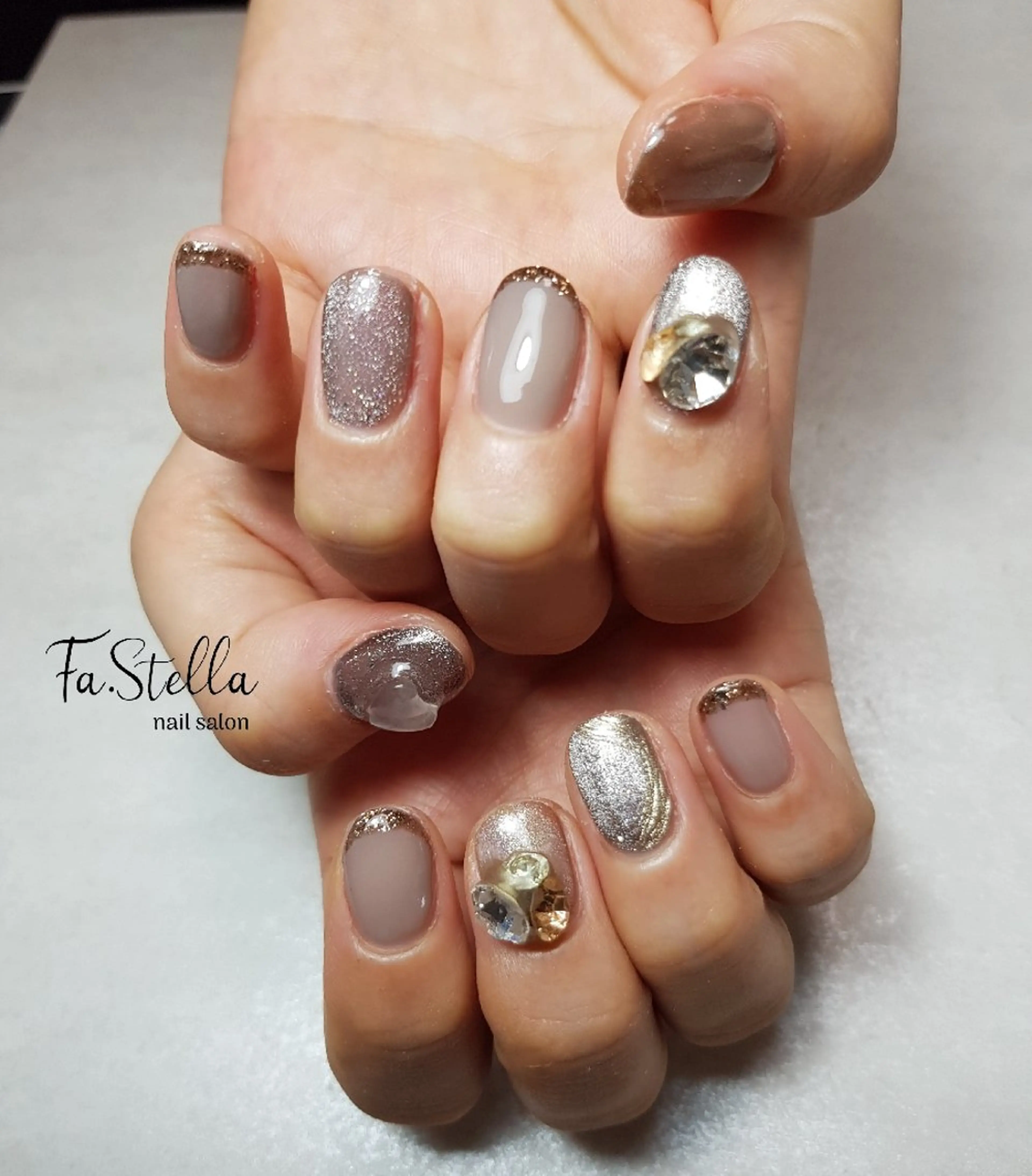 ネイル マグネットネイル ハンドネイル Fa.Stella ファステラ のネイルデザイン