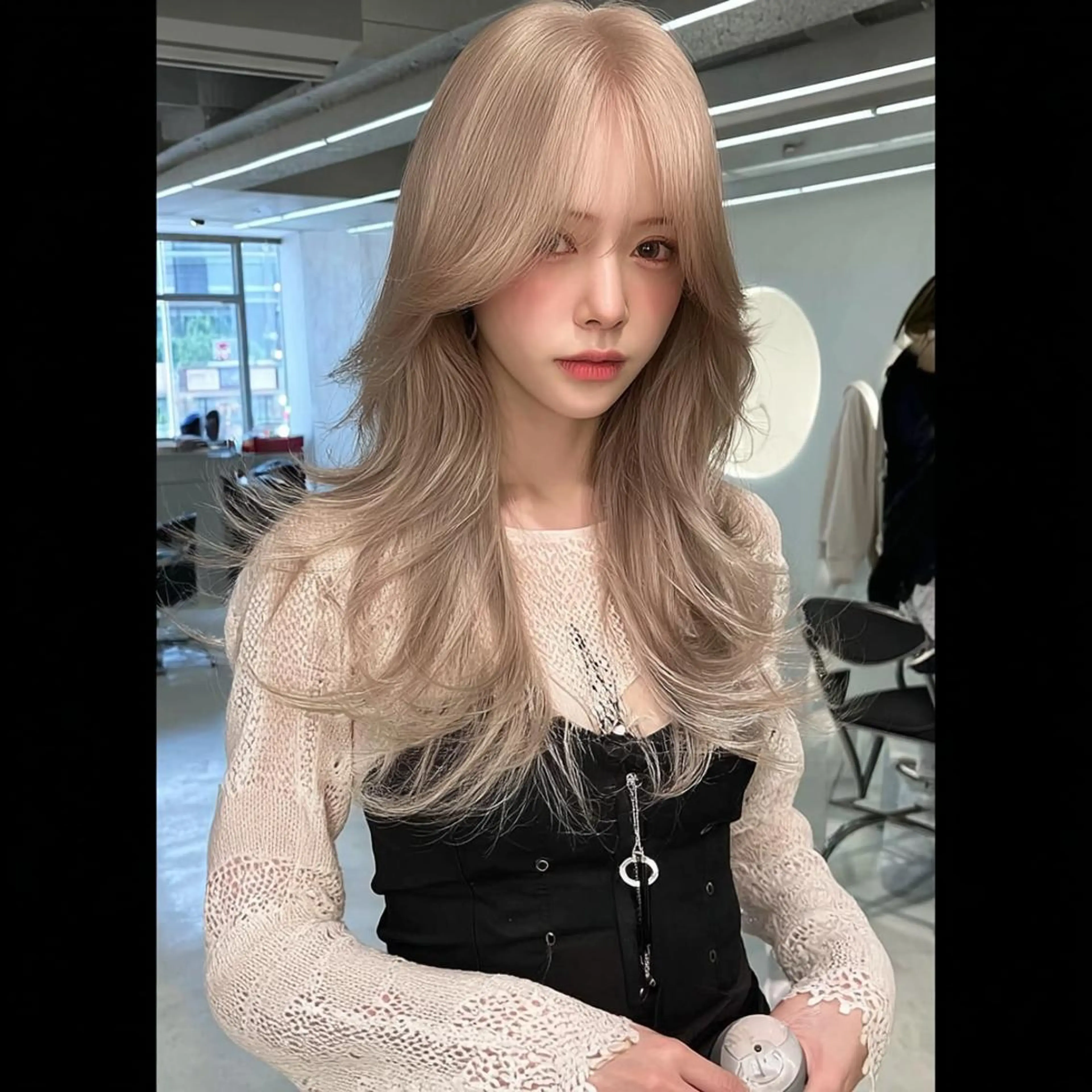 ロング ボブ 顔まわりレイヤー 髪質改善 韓国風ヘア レイヤーカット カット ヘアカラー 水町 幸基のヘアスタイル