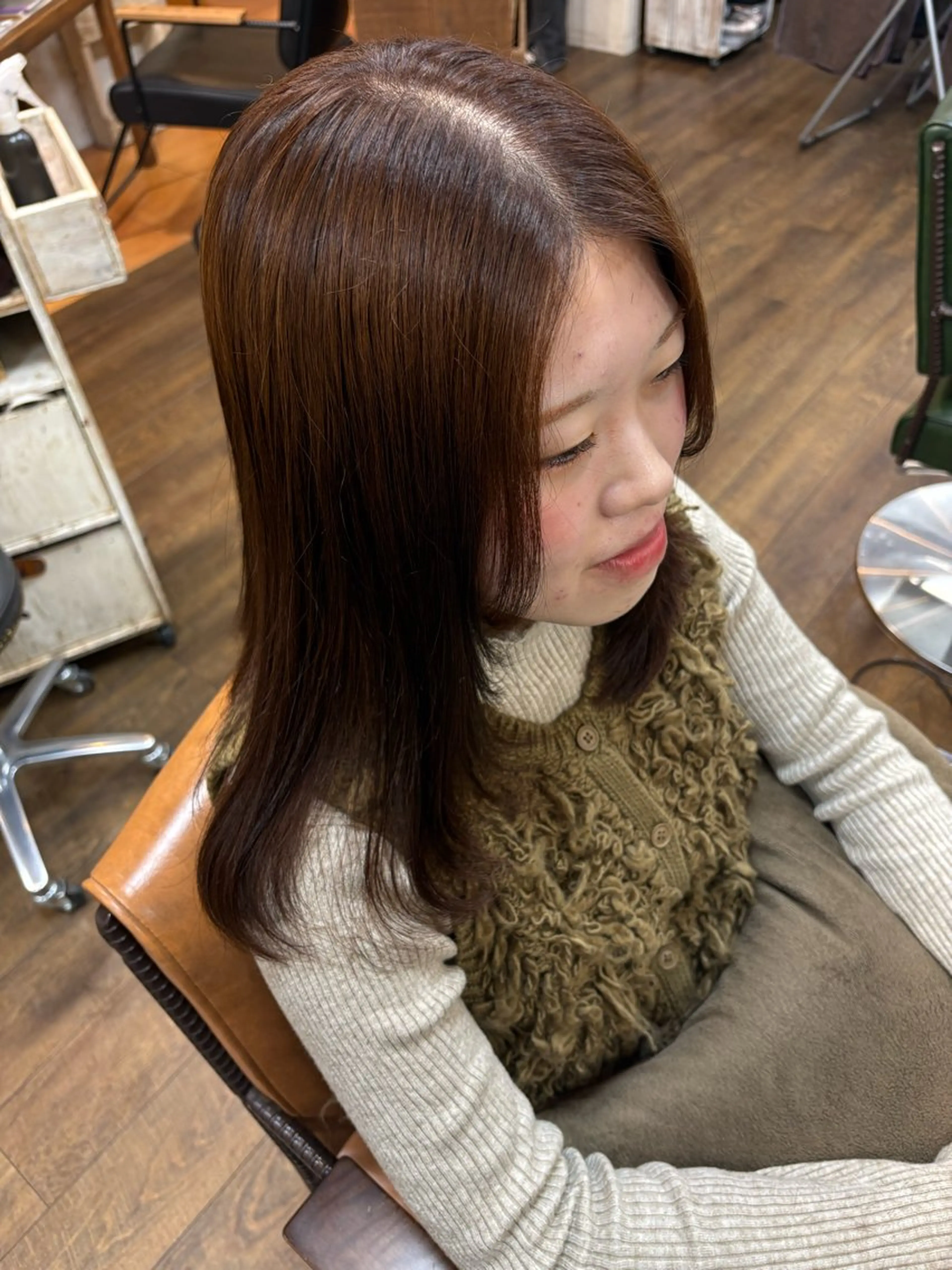 ロング カラー レイヤーカット ローレイヤー カット ヘアカラー chacha blanc元山のヘアスタイル