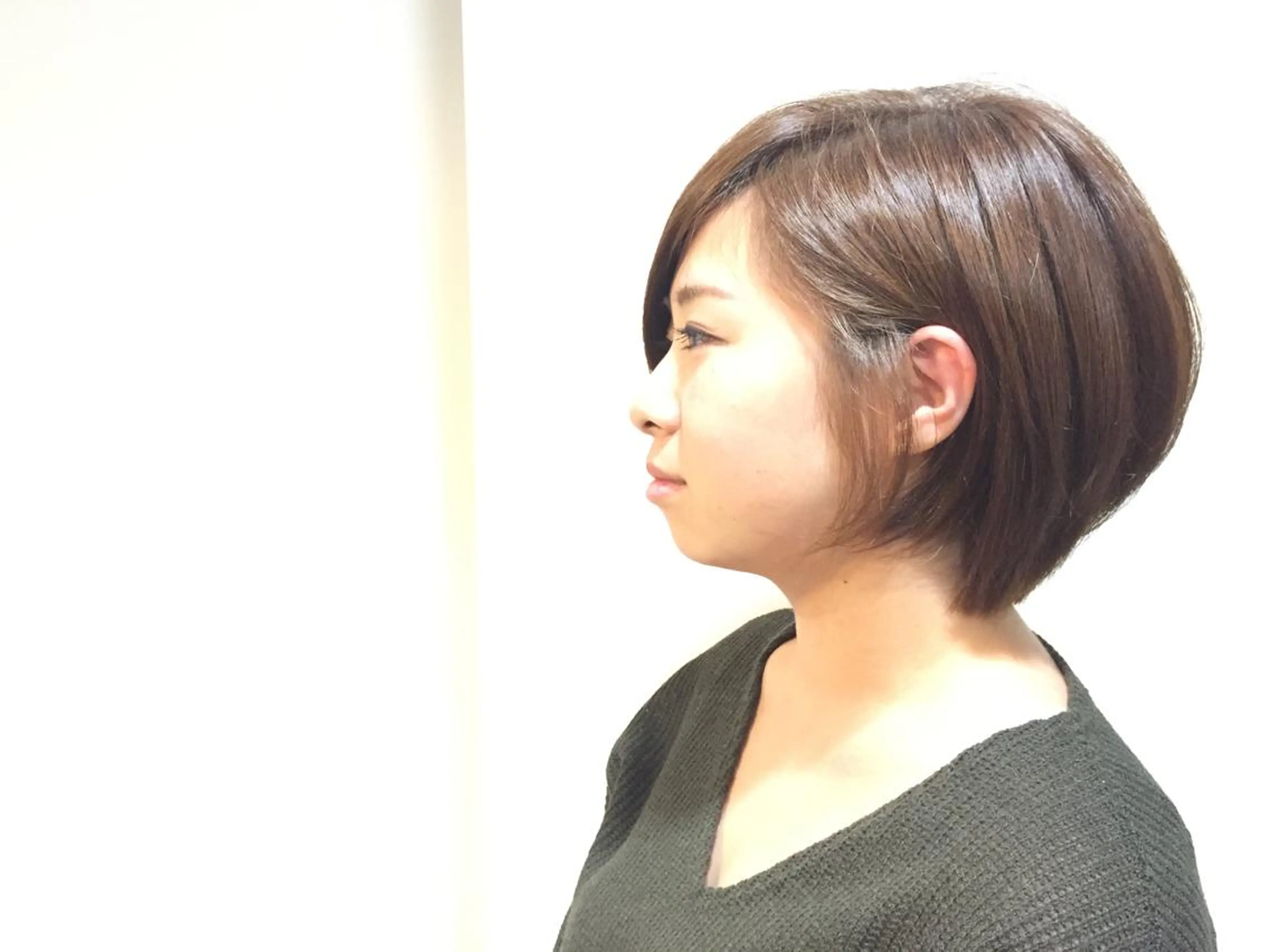 ショート カラー ベージュカラー littohair所属・岡田 杏のエステ・リラクイメージ