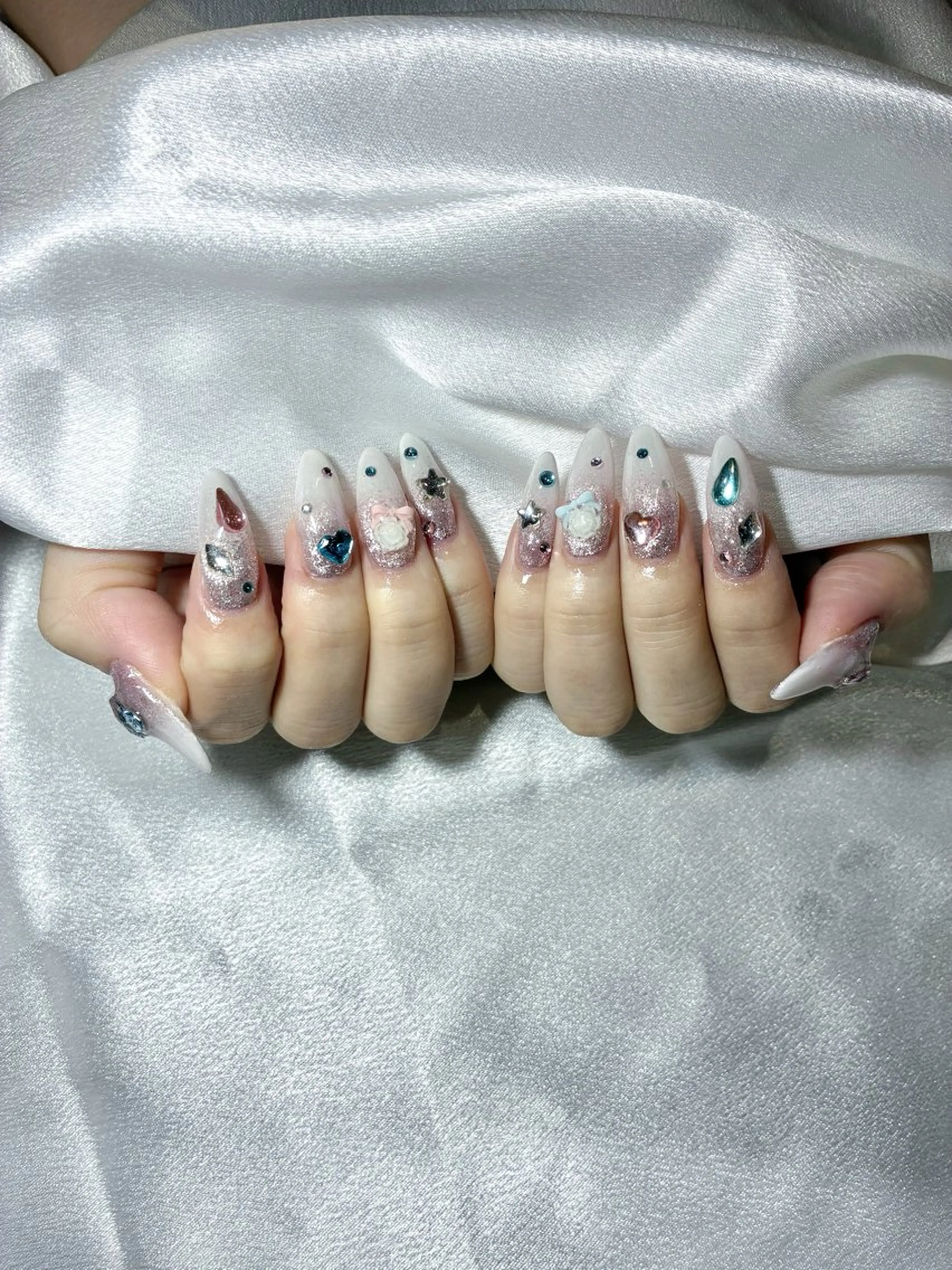 ネイル ハンドネイル e-up by boss所属・e-up nail Arisaのネイルデザイン