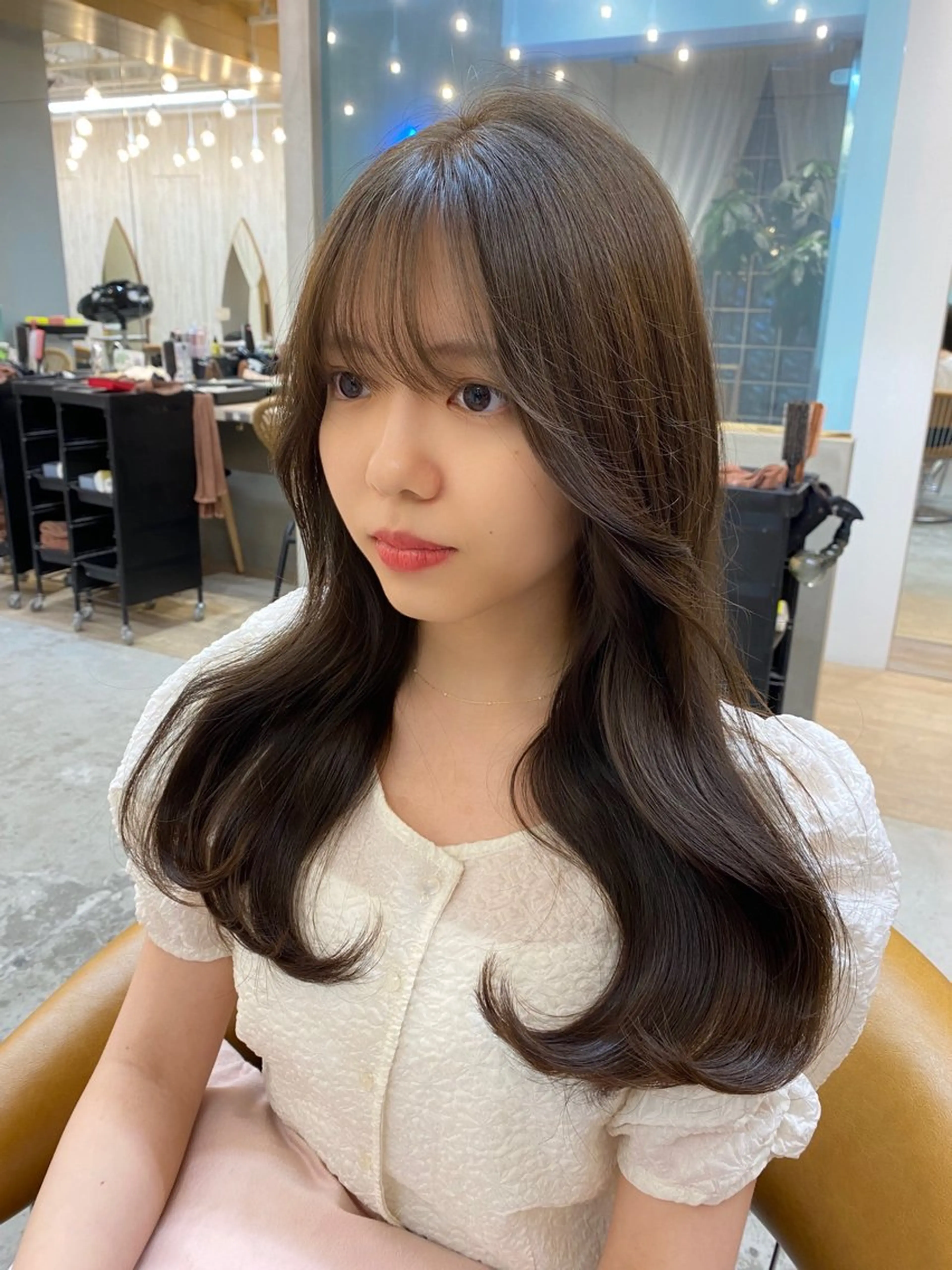 カラー Lond　Chloe所属・りな🌱ショート ☀️レイヤーのヘアスタイル