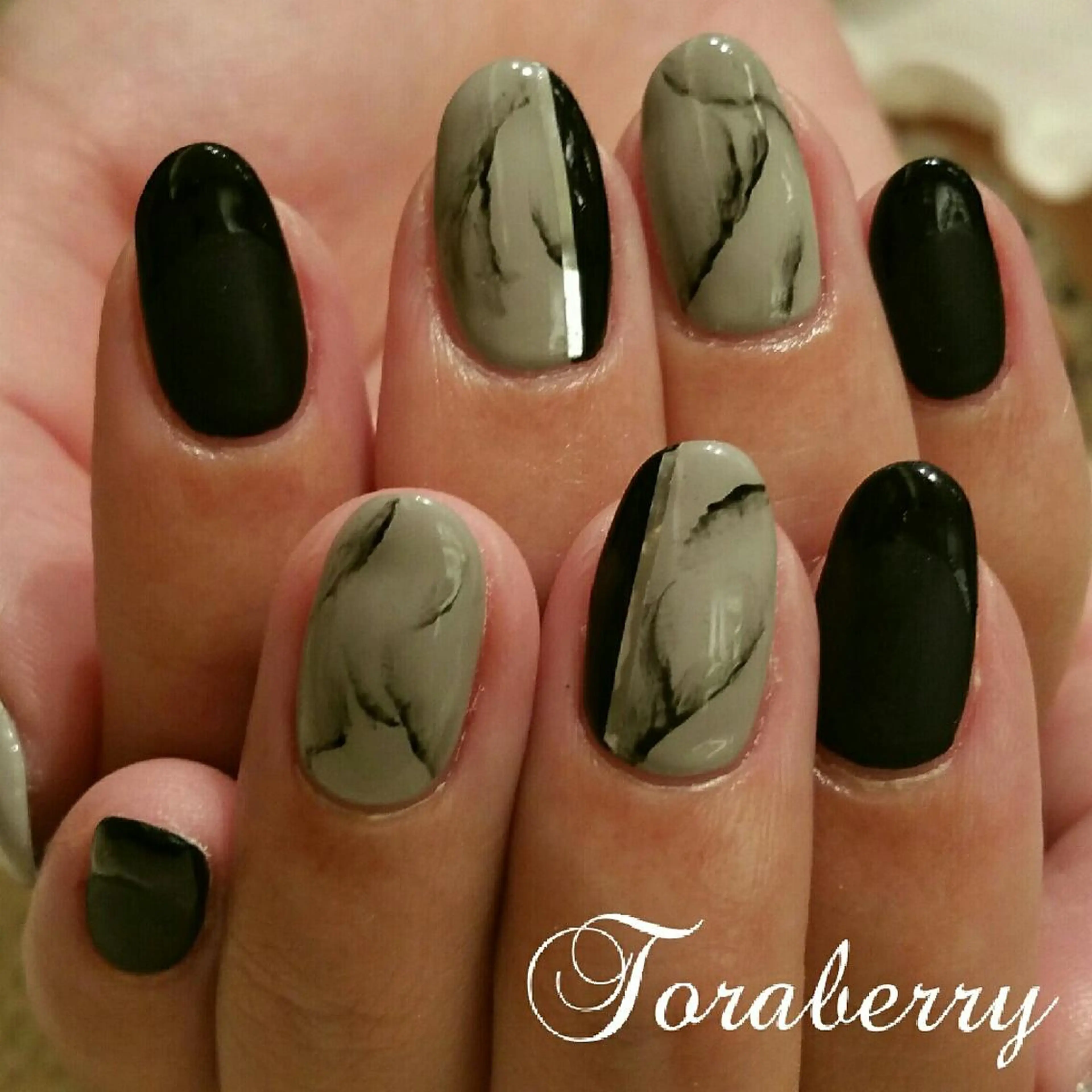 ネイル 大理石ネイル(マーブル) ネイリスト なつみのネイルデザイン