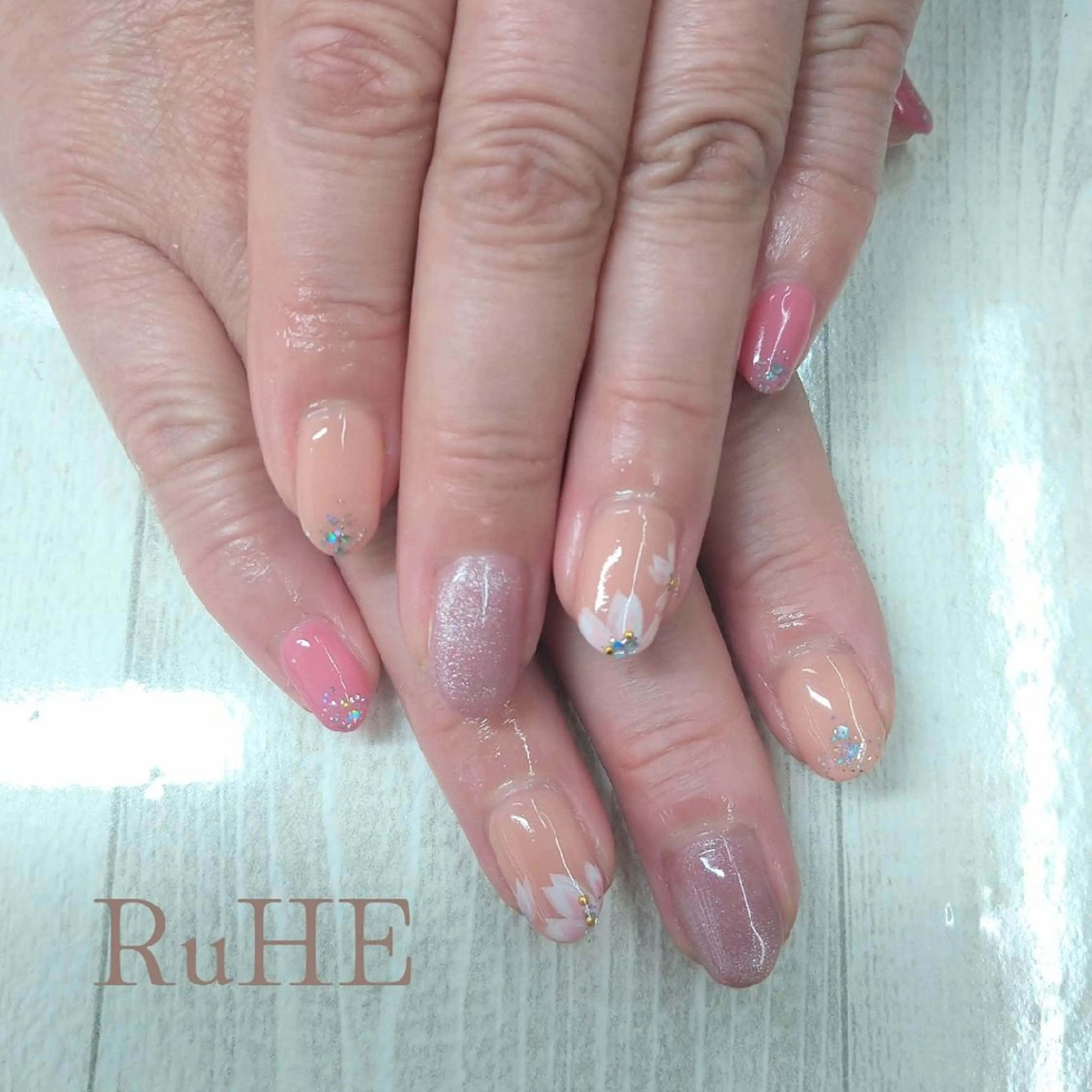 ネイル RuHE （BB nail)のネイルデザイン