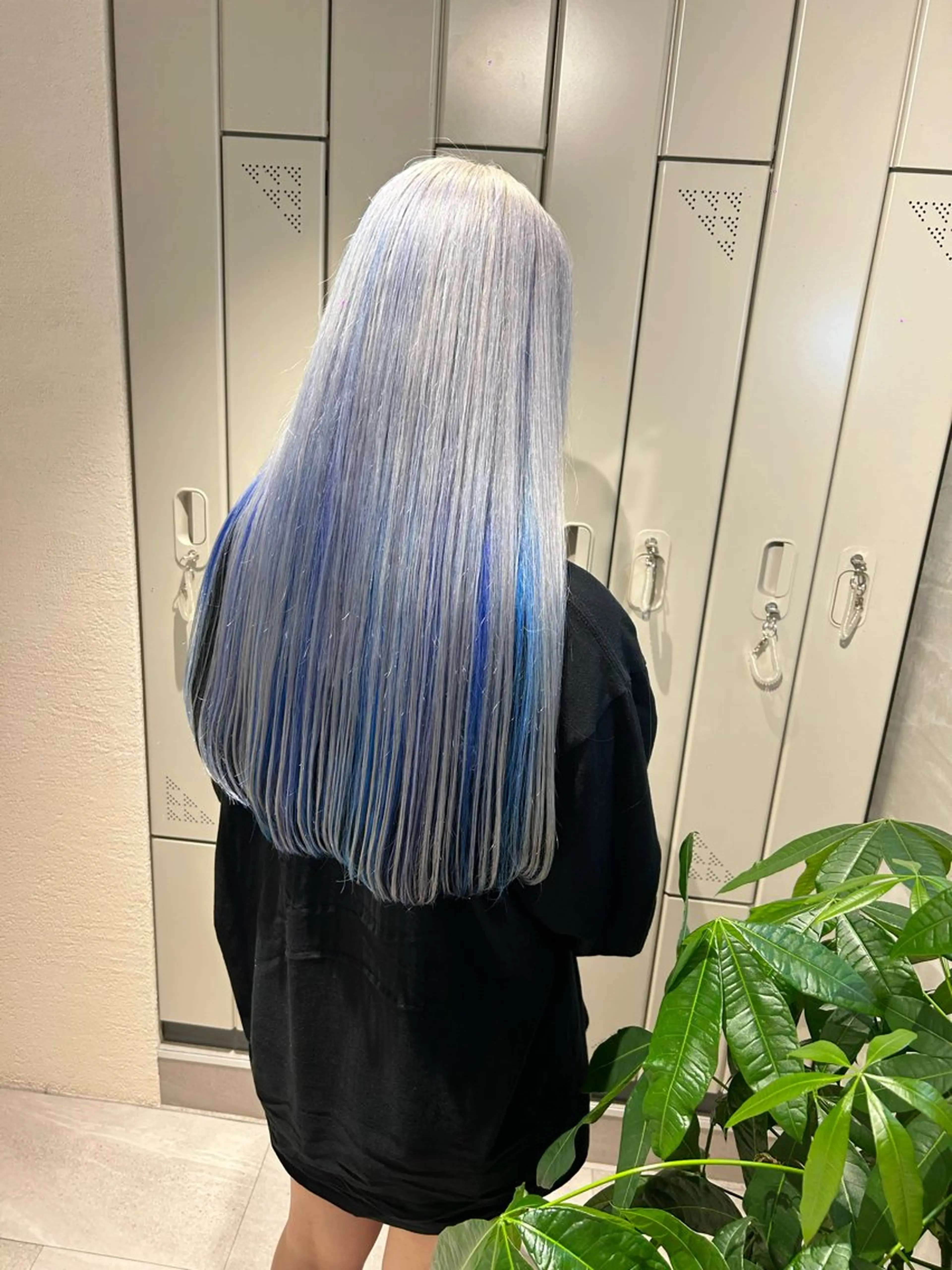 ロング ior北千住【イオール】所属・YU(ハイトーン/ ブリーチカラー)のヘアスタイル