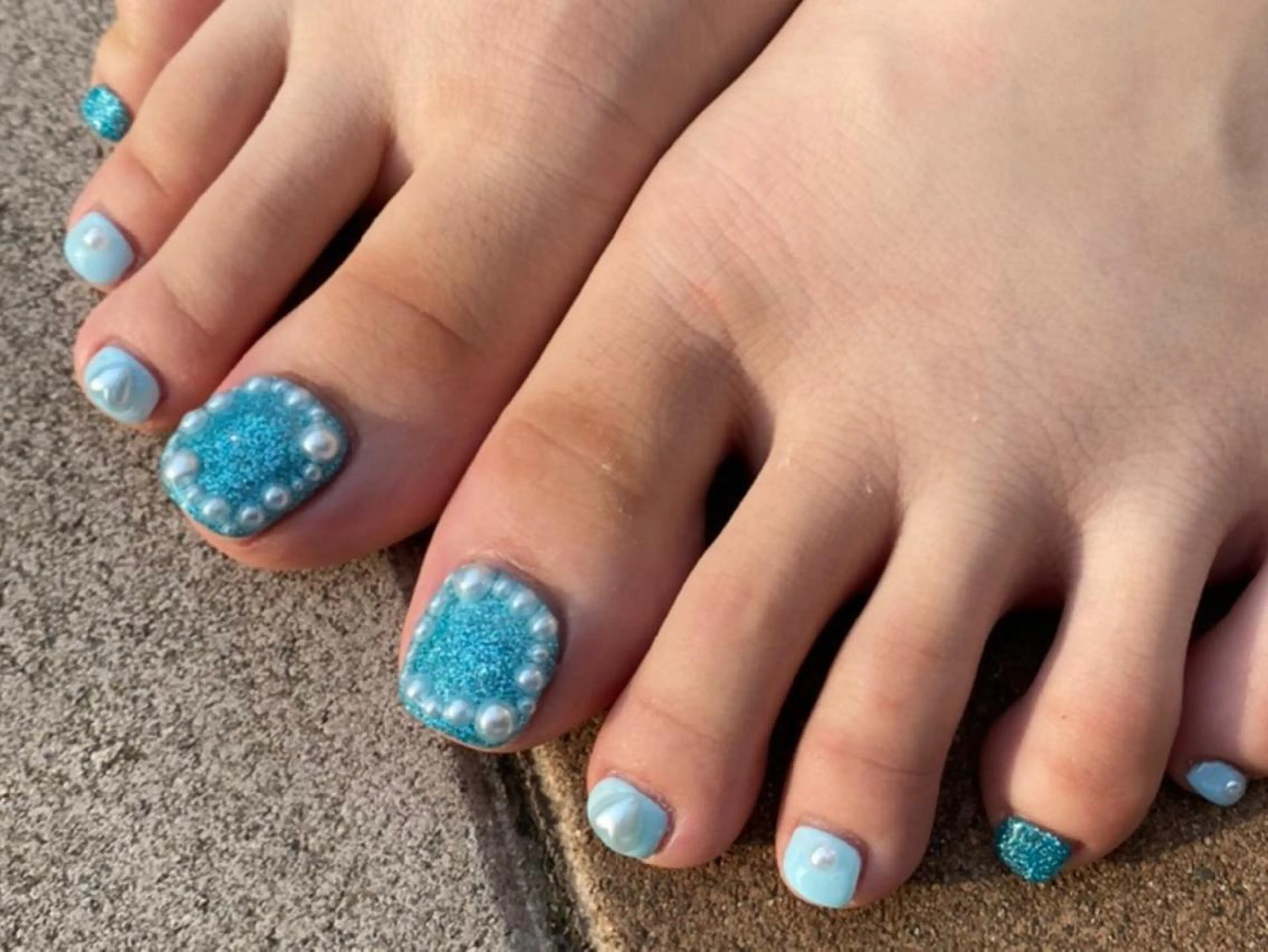 ネイル ブルー フットネイル ジェルネイル フットネイル 中川 愛理のその他イメージ
