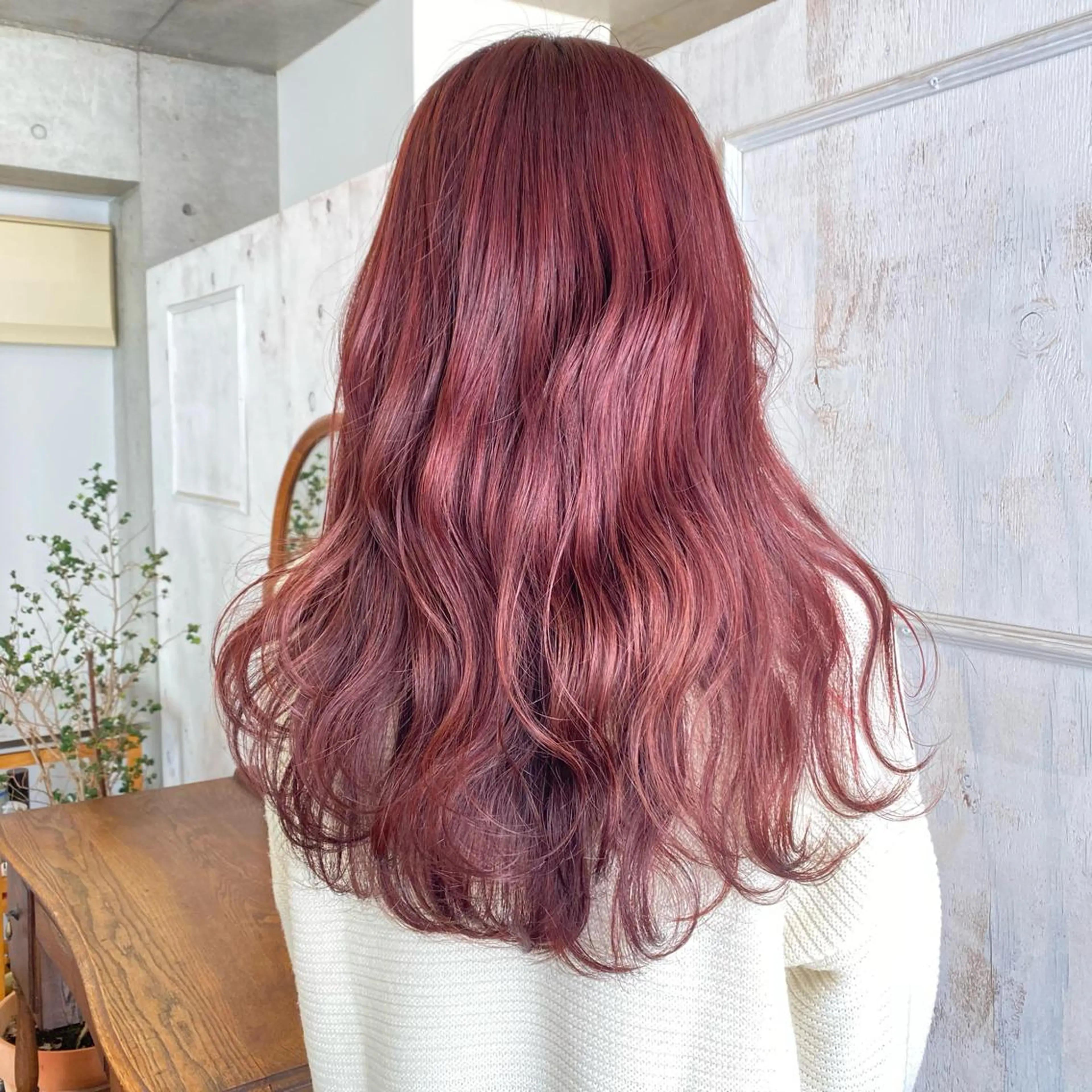 ロング カラー パーマ ヘアアレンジ メンズ キッズ ネイル マツエク・マツパ モリモト サナのヘアスタイル