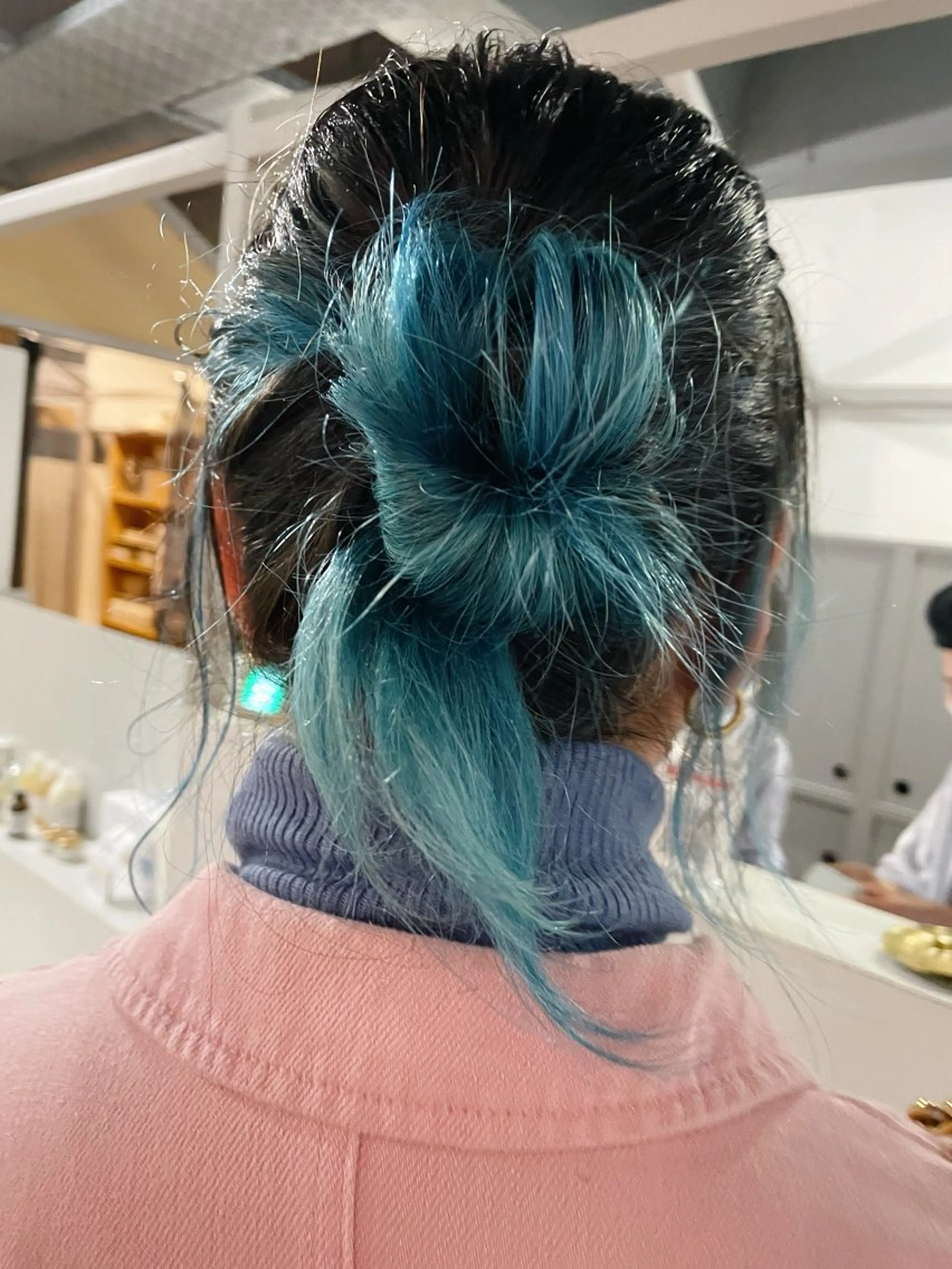 セミロング カラー 🌈前田 ジュンのヘアスタイル
