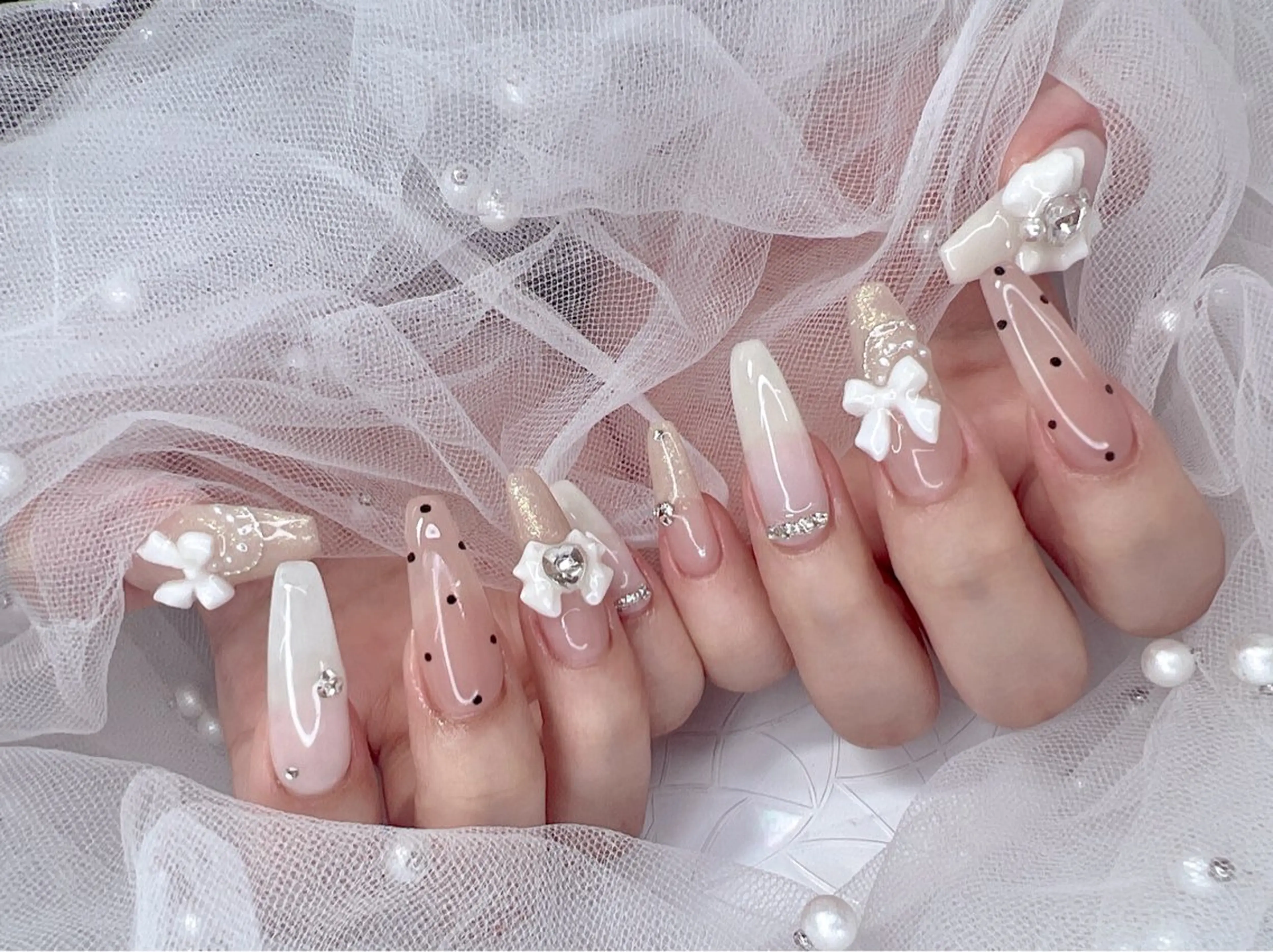 ネイル R nailsalon所属・R salonのネイルデザイン