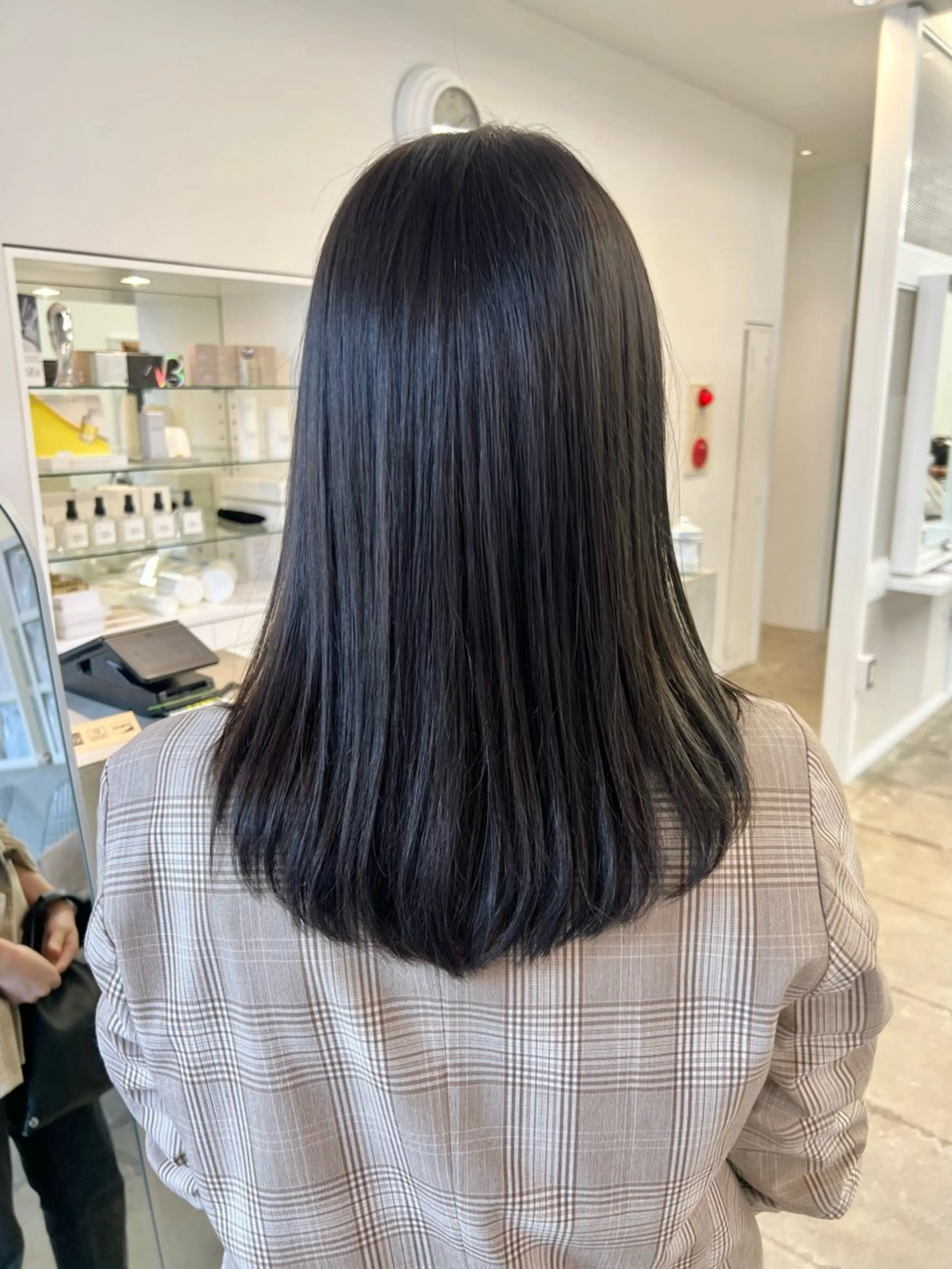 ミディアム カット ヘアカラー トリートメント 近藤 千裕のヘアスタイル