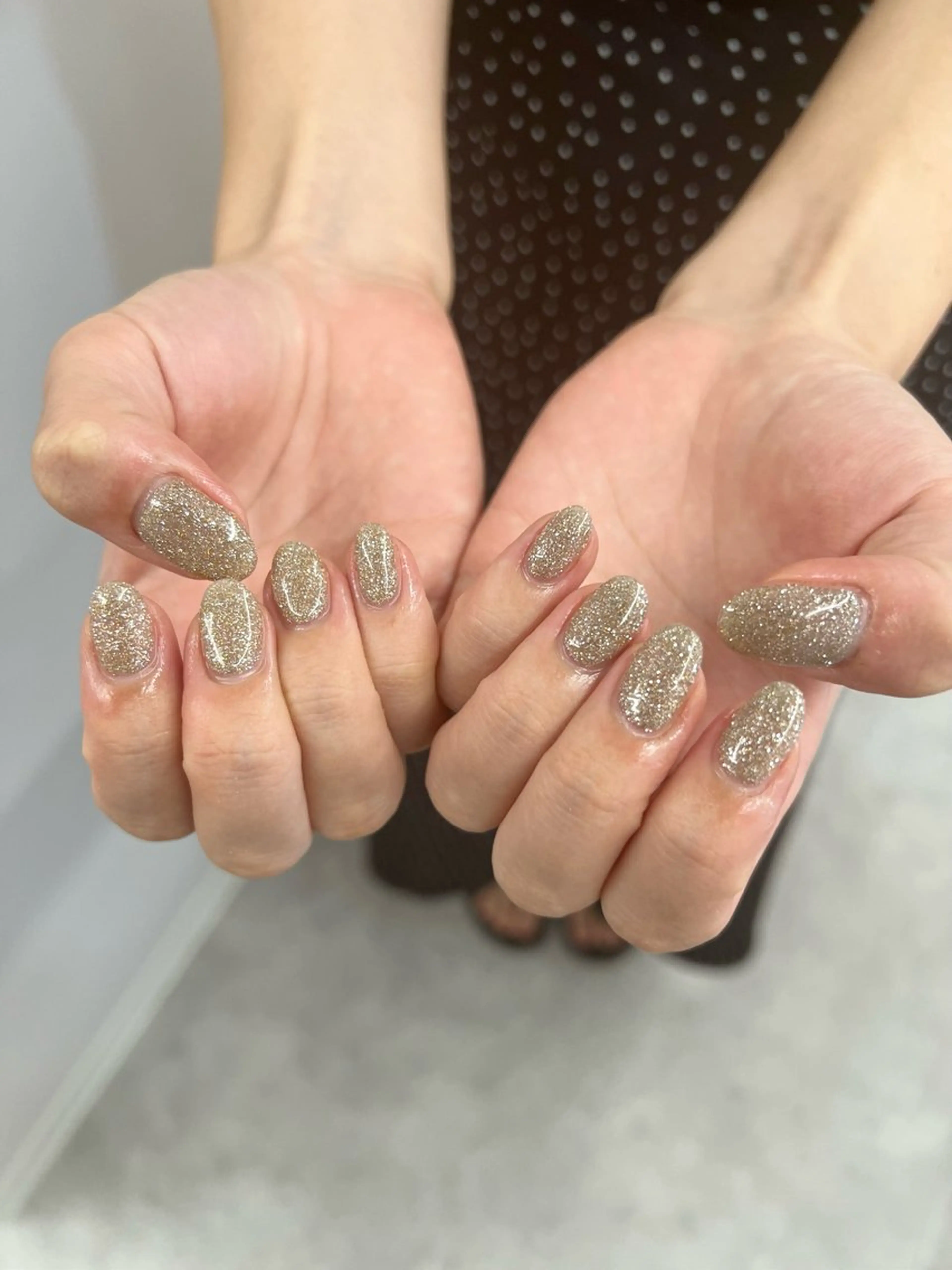 ネイル フラッシュネイル ジェルネイル ゴールド マグネットネイル ニュアンスネイル ハンドネイル ハンドケア Bana_ Nailのネイルデザイン