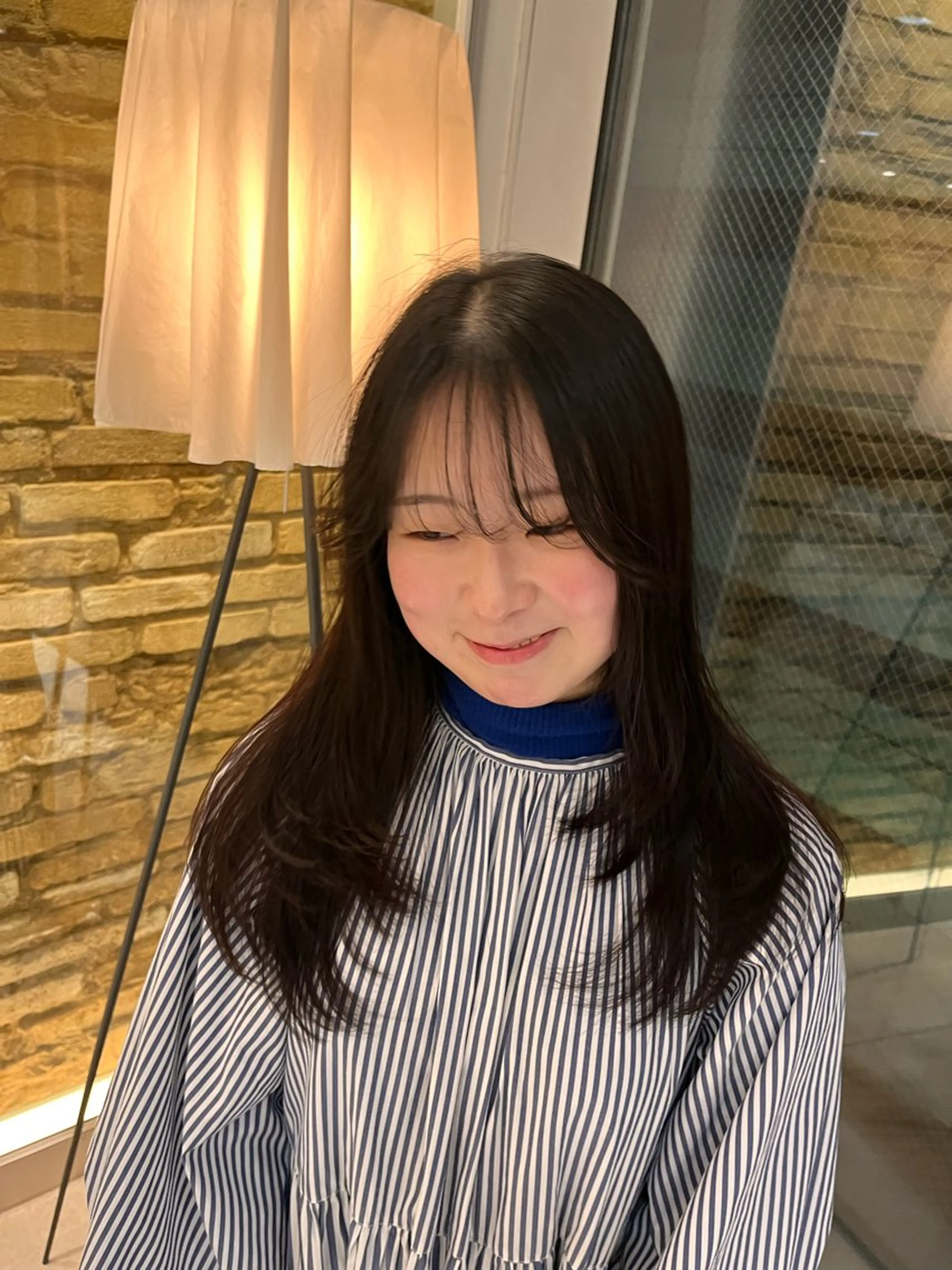 ロング ハイレイヤー レイヤーカット hair make BEHIVE ichibancho AVEDA所属・渡邉  日向子 ・レイヤー、縮毛矯正のヘアスタイル