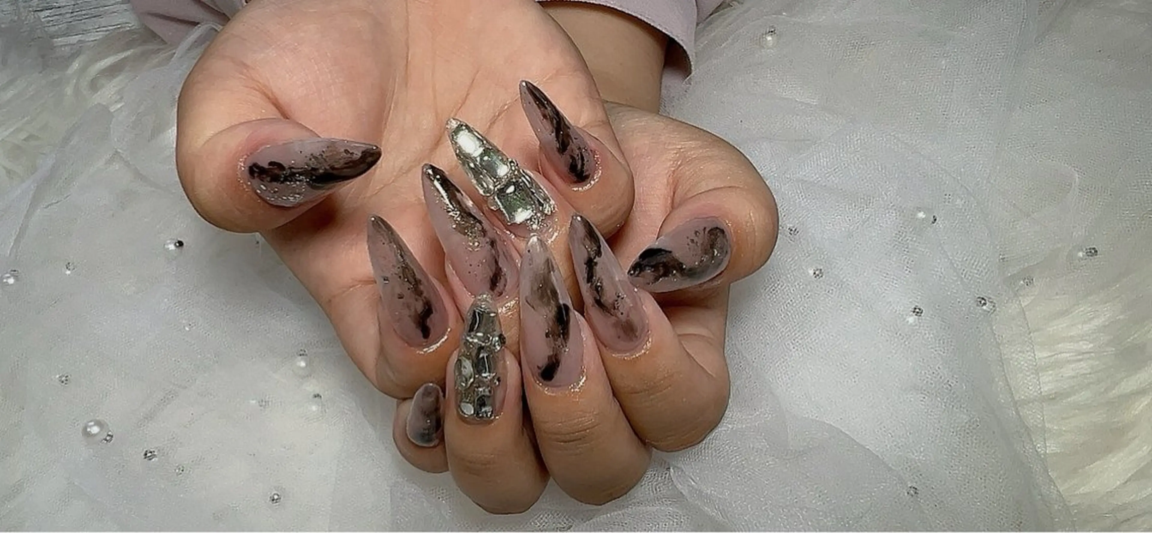 ネイル ニュアンスネイル Ruana Nailのネイルデザイン