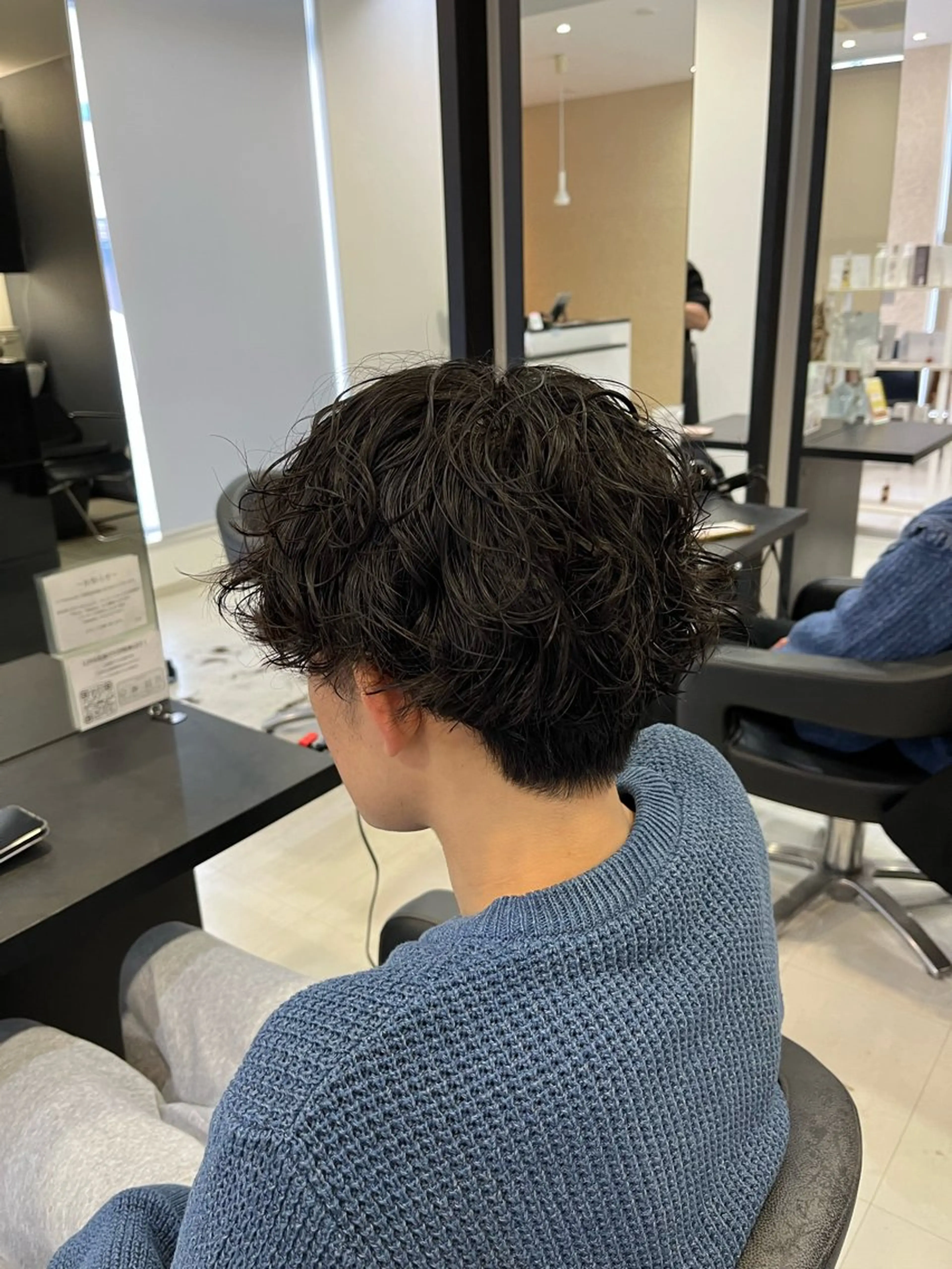 ショート パーマ メンズ カット パーマ 諸岡 玲のヘアスタイル