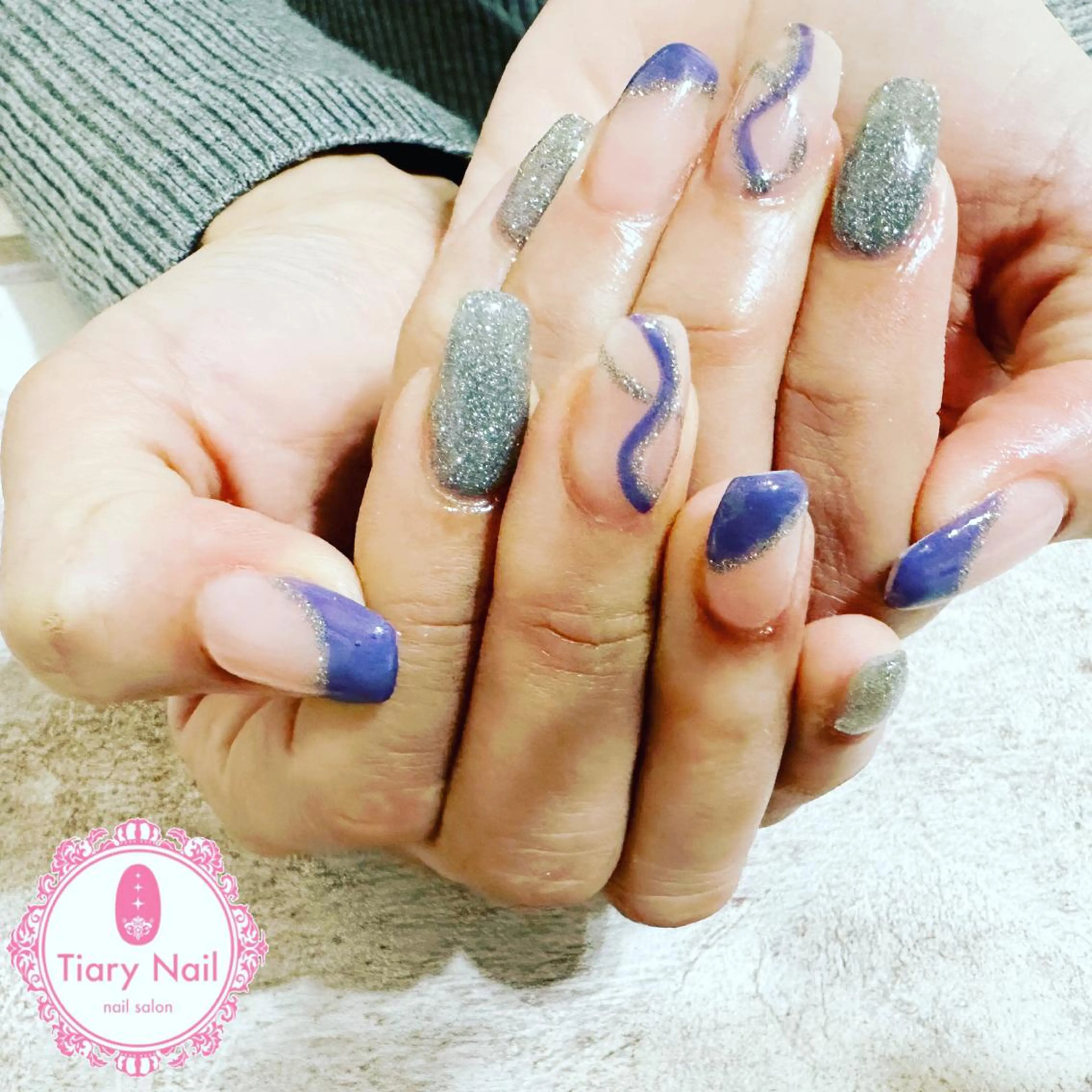 ネイル ハンドネイル tiarynail K Kのネイルデザイン