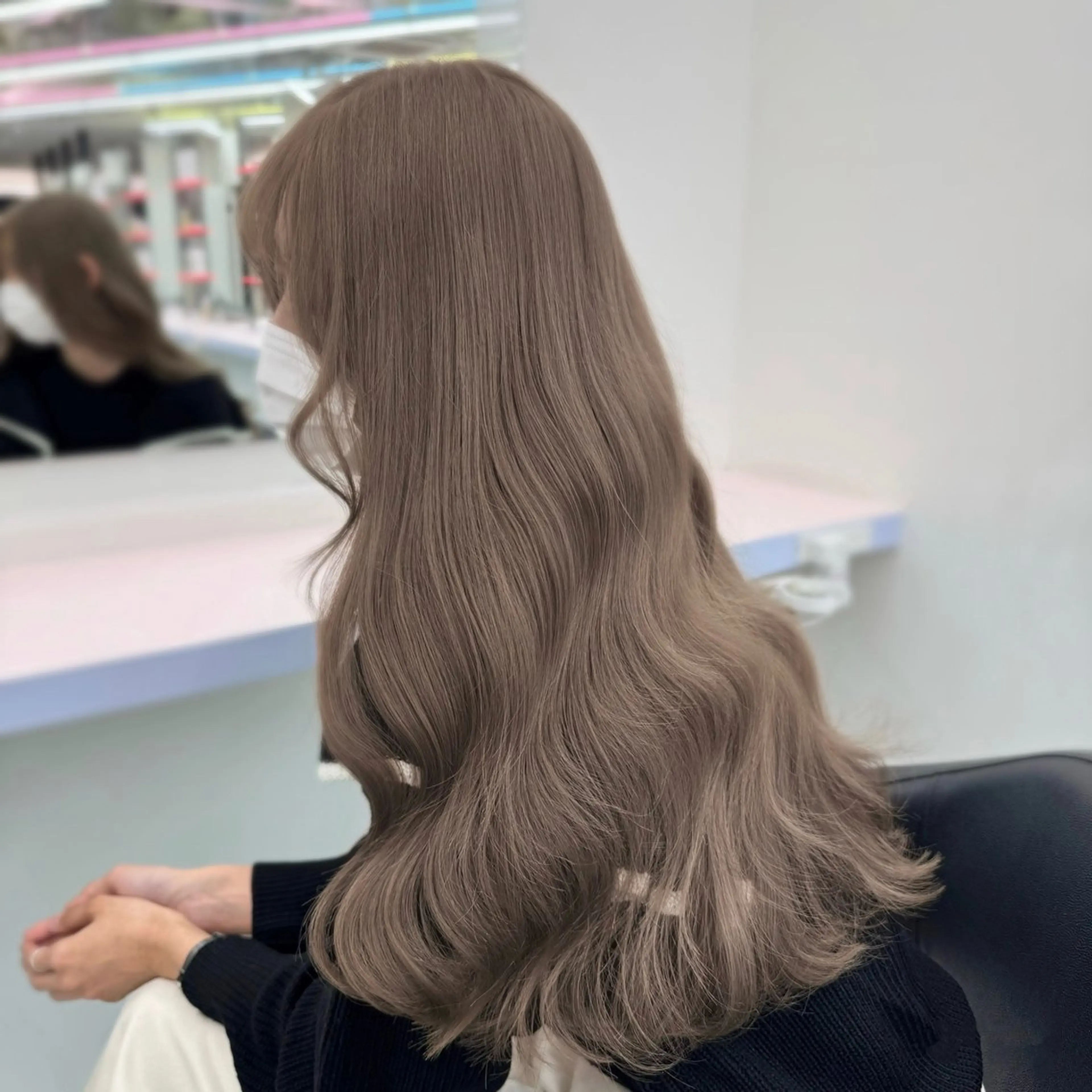 ロング ヘアカラー トリートメント SALOWIN札幌大通店所属・‎🤍札幌ハイトーン 🤍シンゴのヘアスタイル