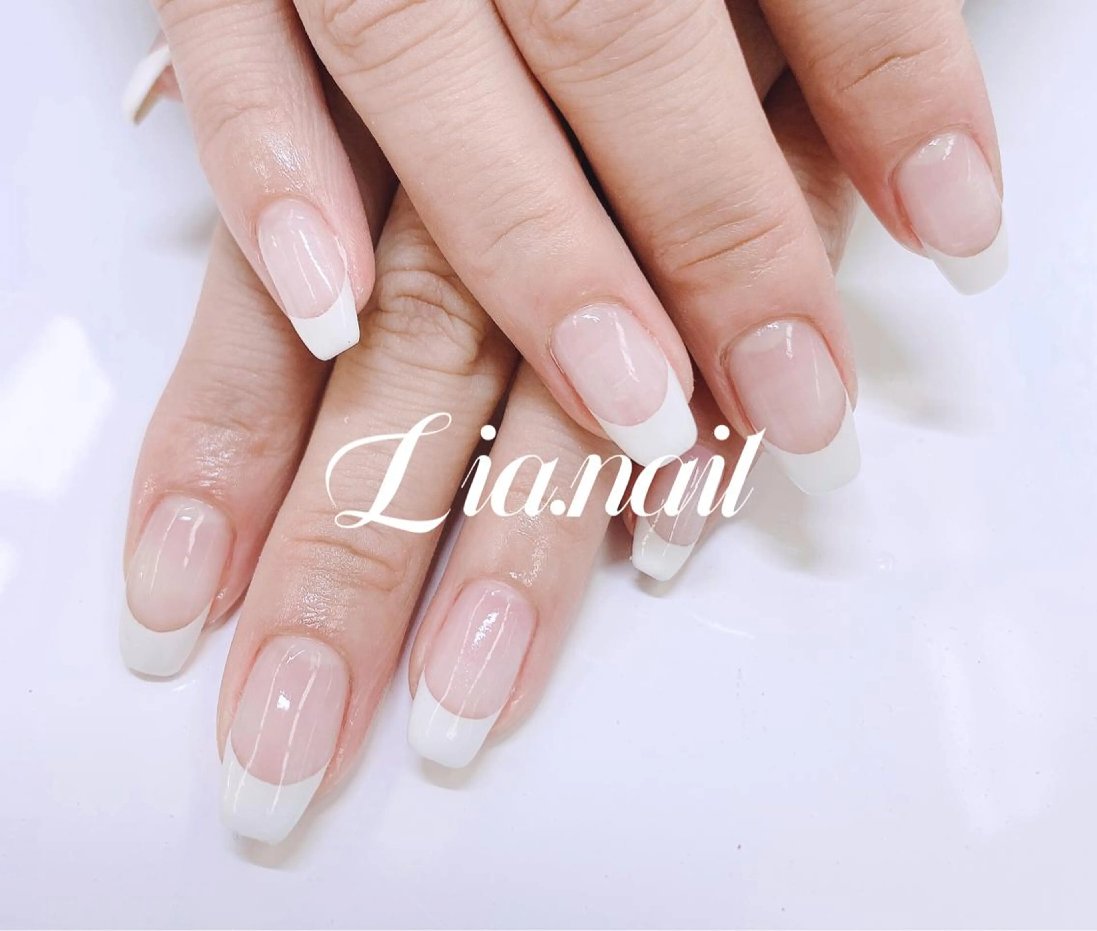 ネイル フレンチネイル ハンドネイル Lia. nailのネイルデザイン