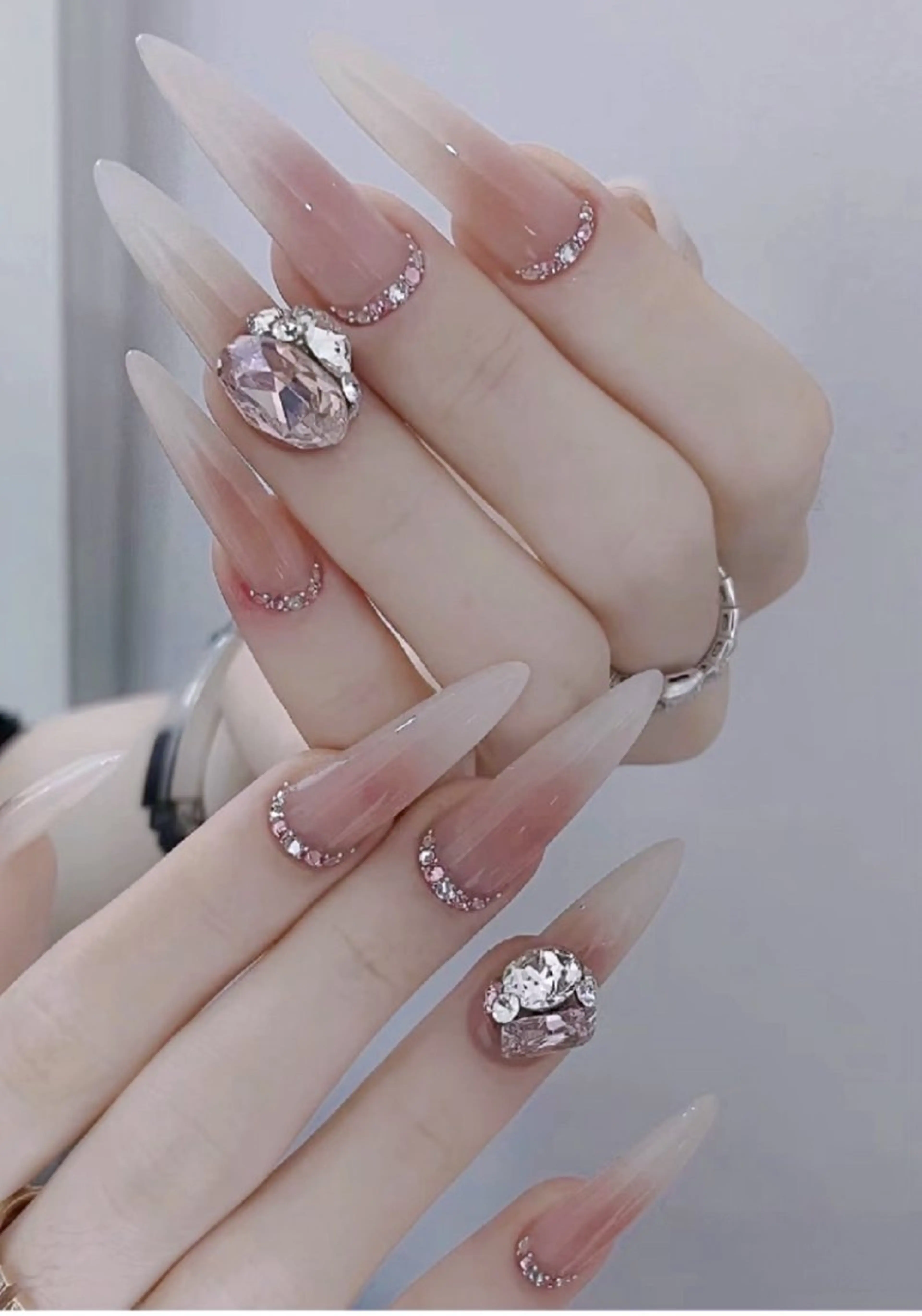 ネイル AND Nail 長さだし専門店のネイルデザイン