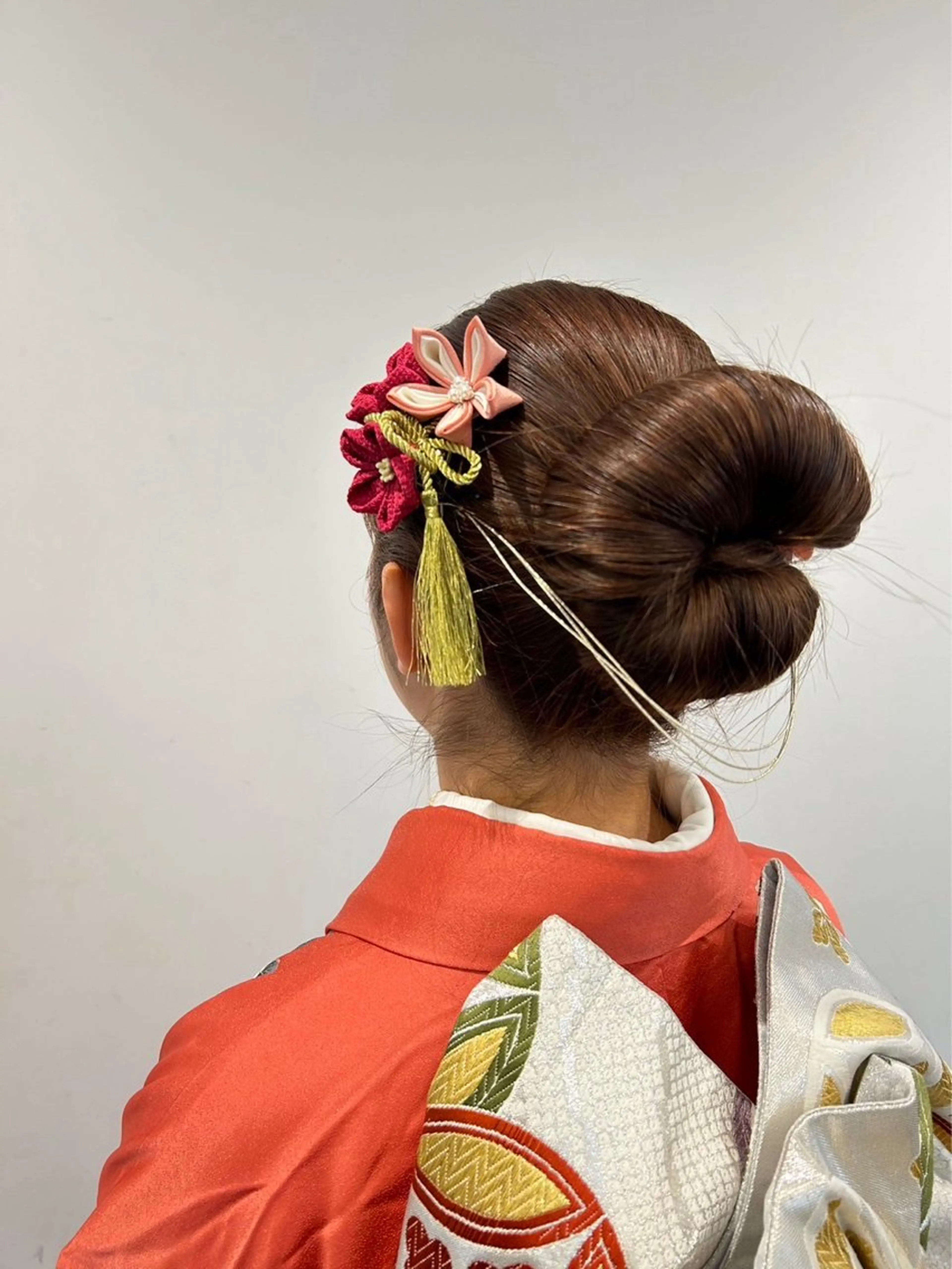 セミロング ヘアアレンジ 成人式 シールエクステ/ツヤ 髪🩷SATSUKIのヘアスタイル