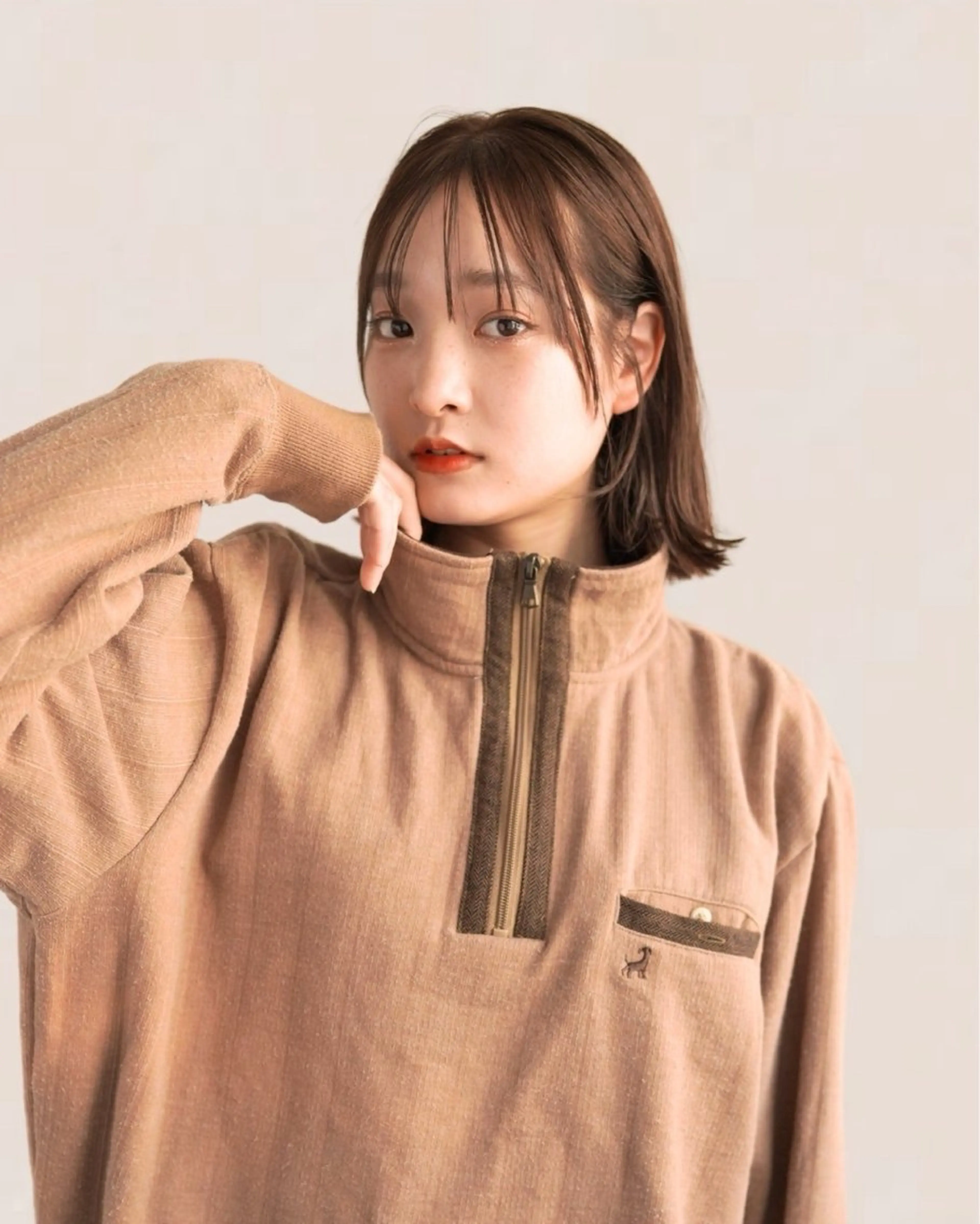 ミディアム Joule 建山美友のヘアスタイル