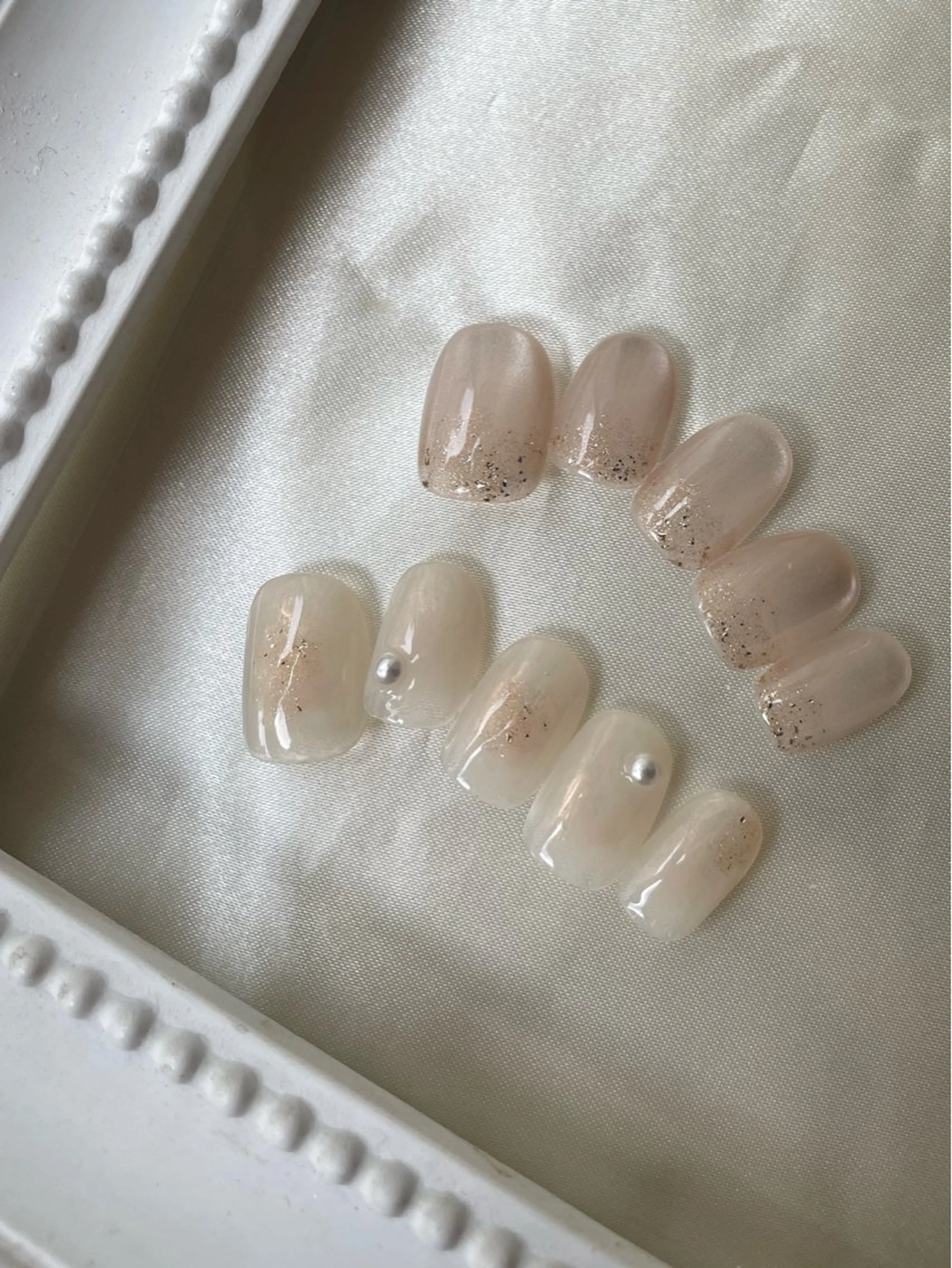 ネイル ニュアンスネイル ハンドネイル cachette mのネイルデザイン