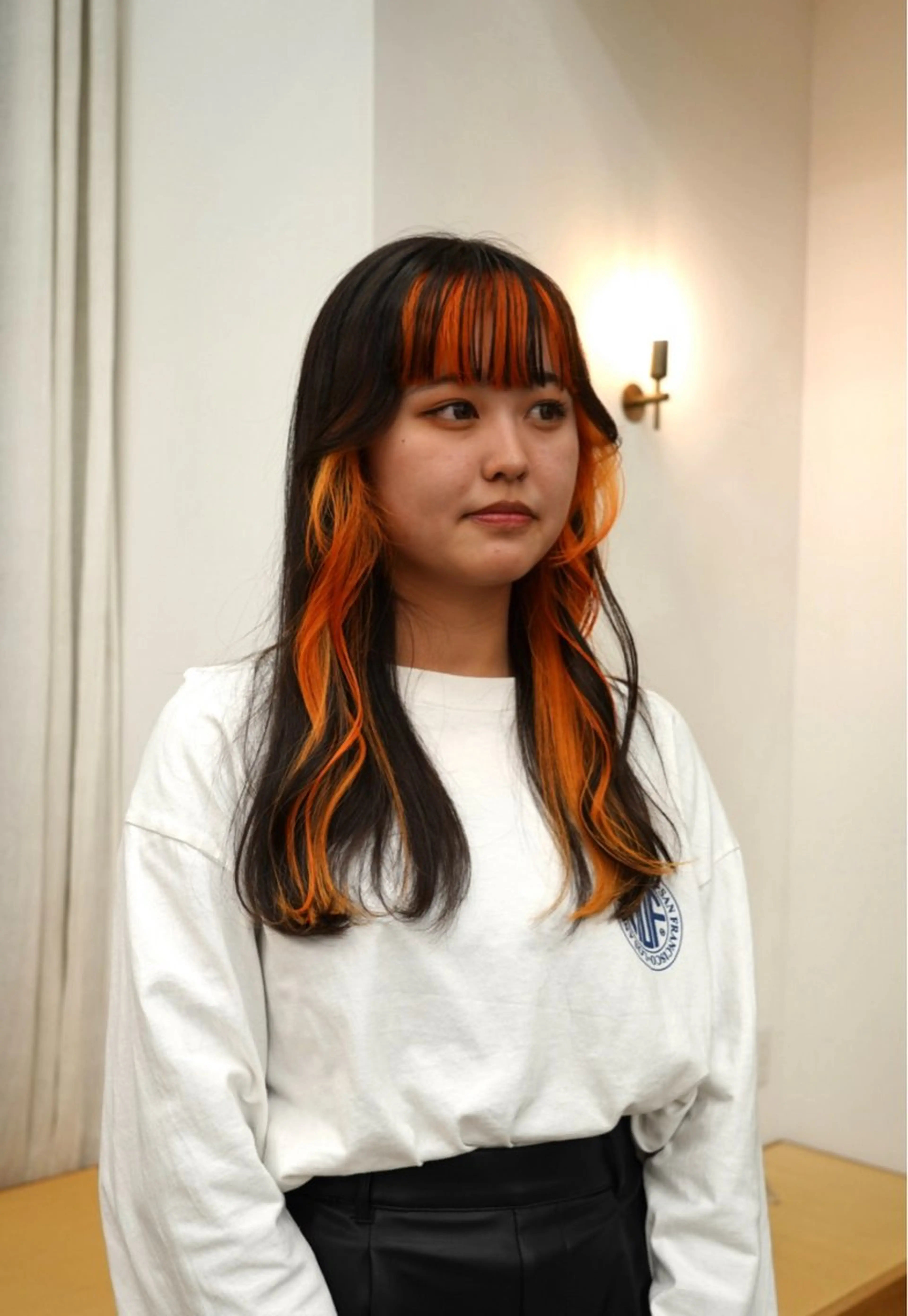 design color　（インナー、ハイライト、イヤリング）の写真