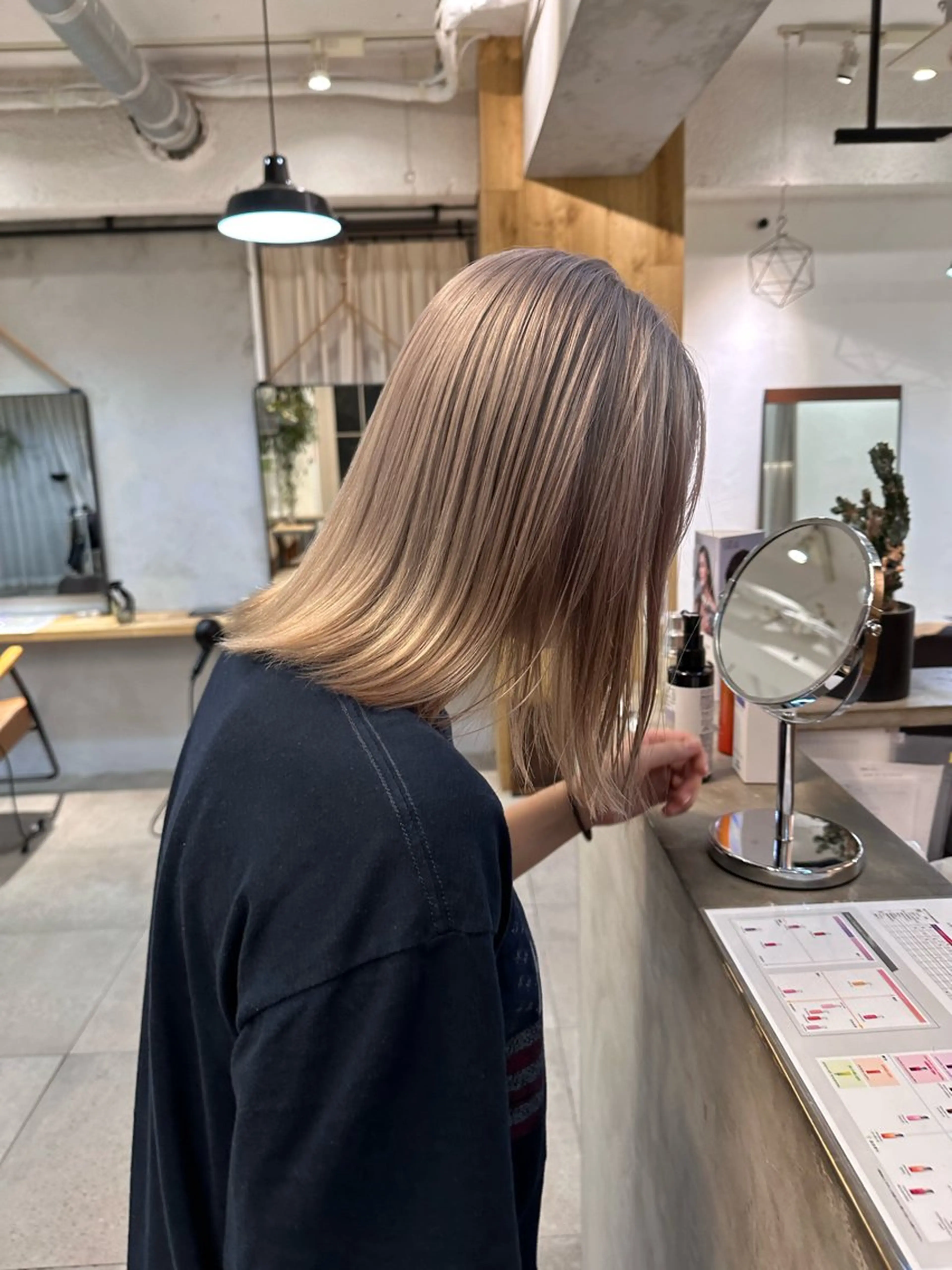 ミディアム カラー カット ヘアカラー REINA☁️透明感 カラー/ぷつっと♡のヘアスタイル