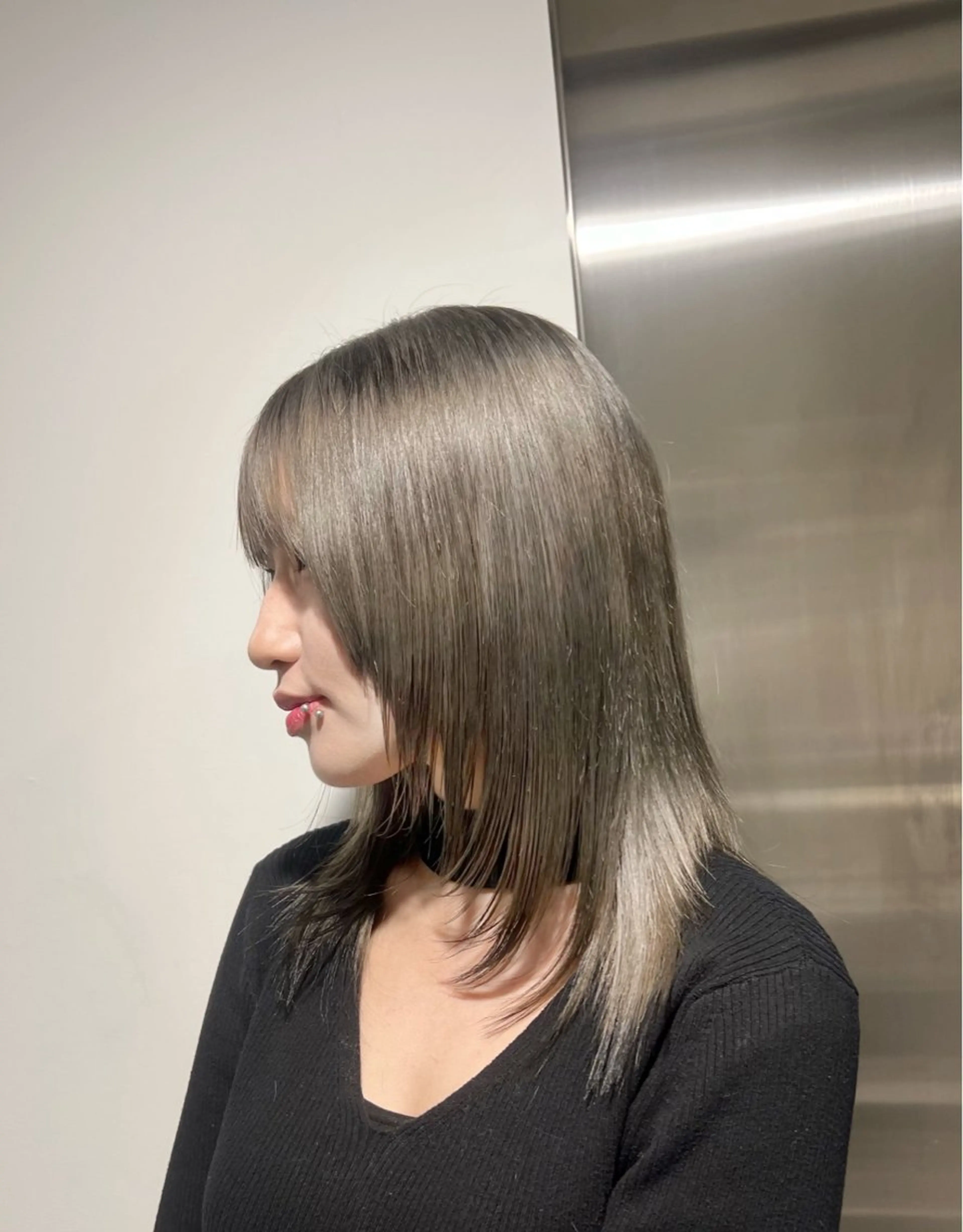 セミロング カラー カット ヘアカラー トリートメント 色落ちまで可愛い 透明感🔅KANTAのヘアスタイル