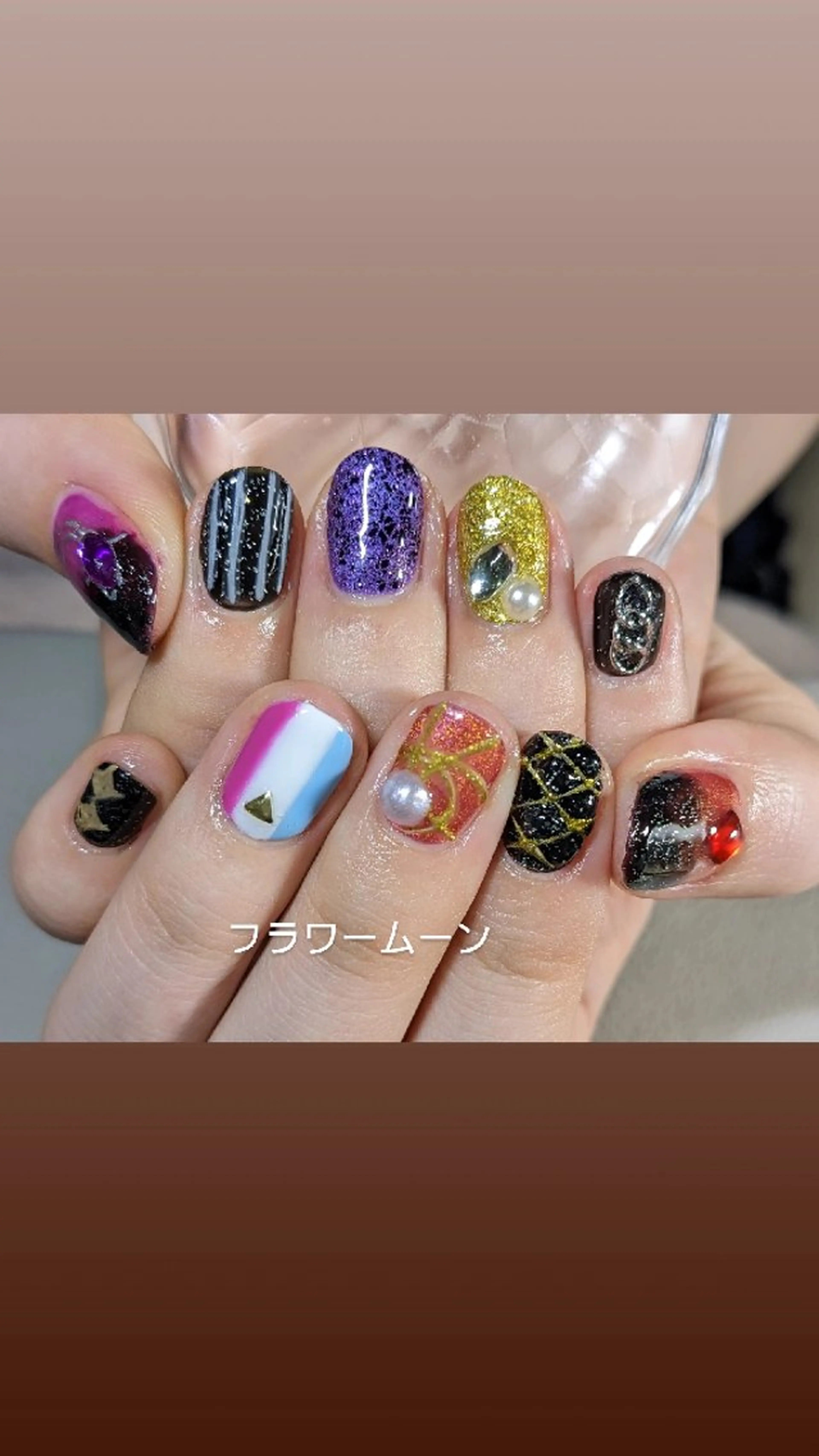 ネイル ハンドネイル ハンドケア フラワー ムーンのネイルデザイン