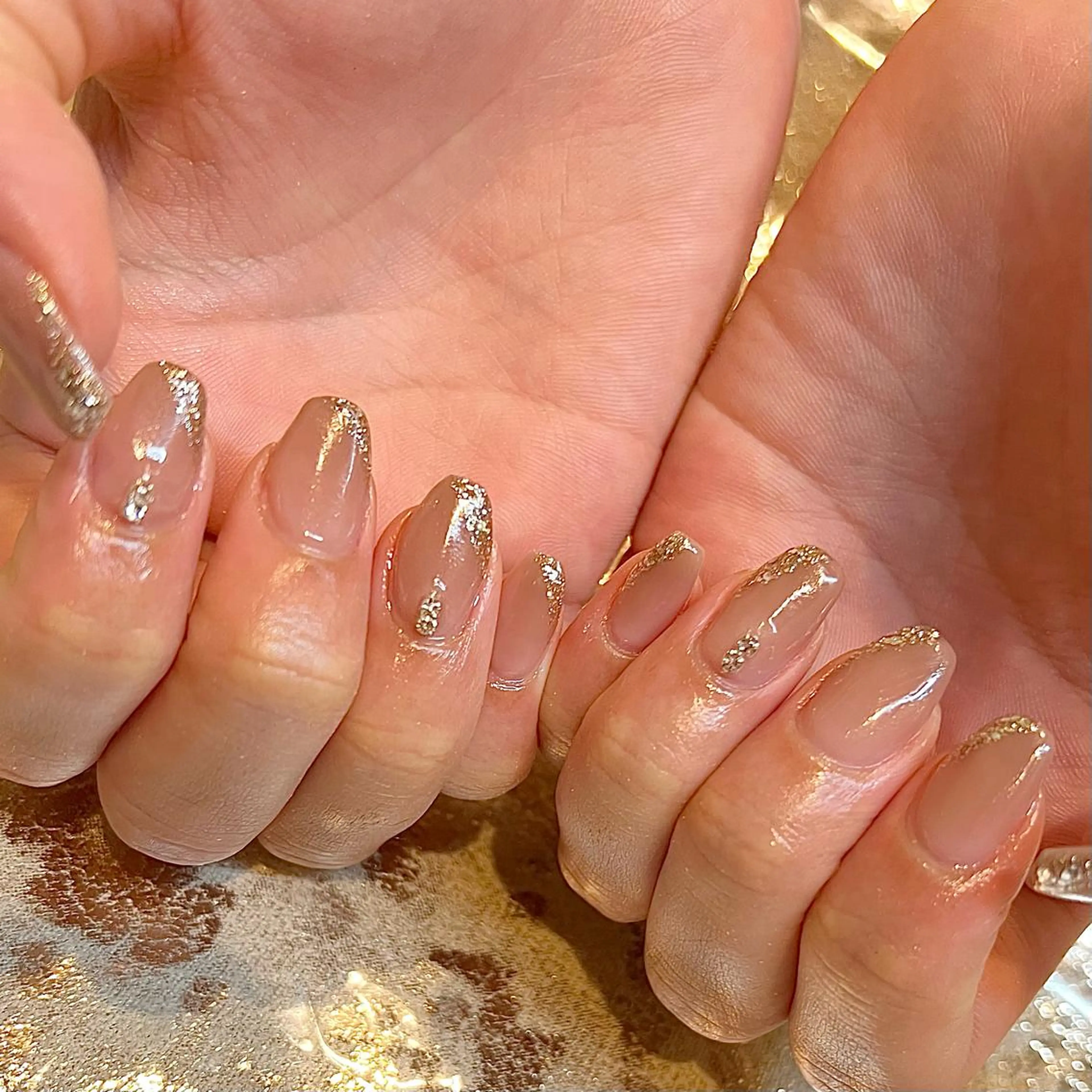 ショート ネイル シンプルネイル ハンドネイル H🌺 NAILのネイルデザイン
