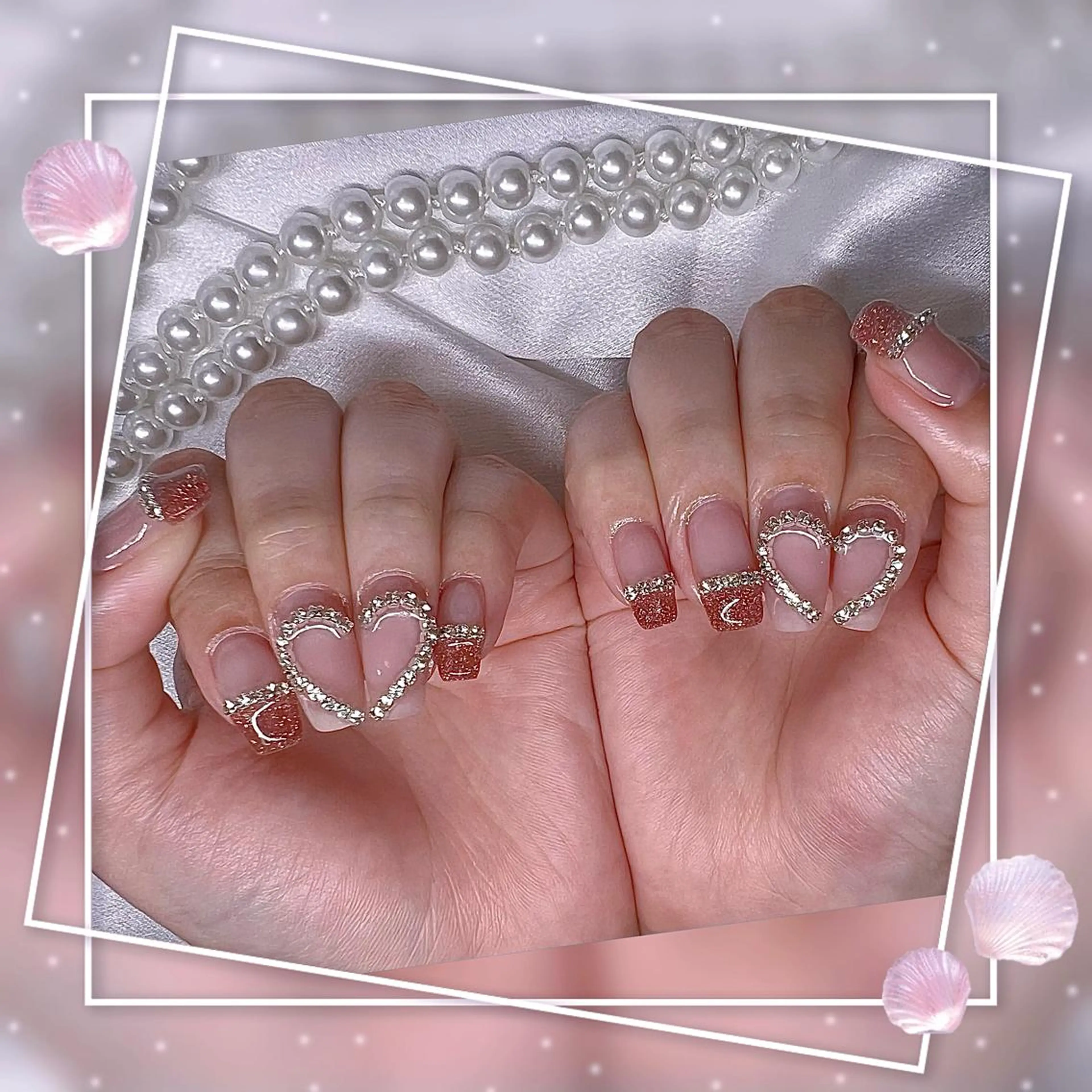 ネイル フレンチネイル キラキラネイル 韓国ネイル マグネットネイル マグネットフレンチ ハンドネイル ハンドケア Chill Nailsalonのネイルデザイン