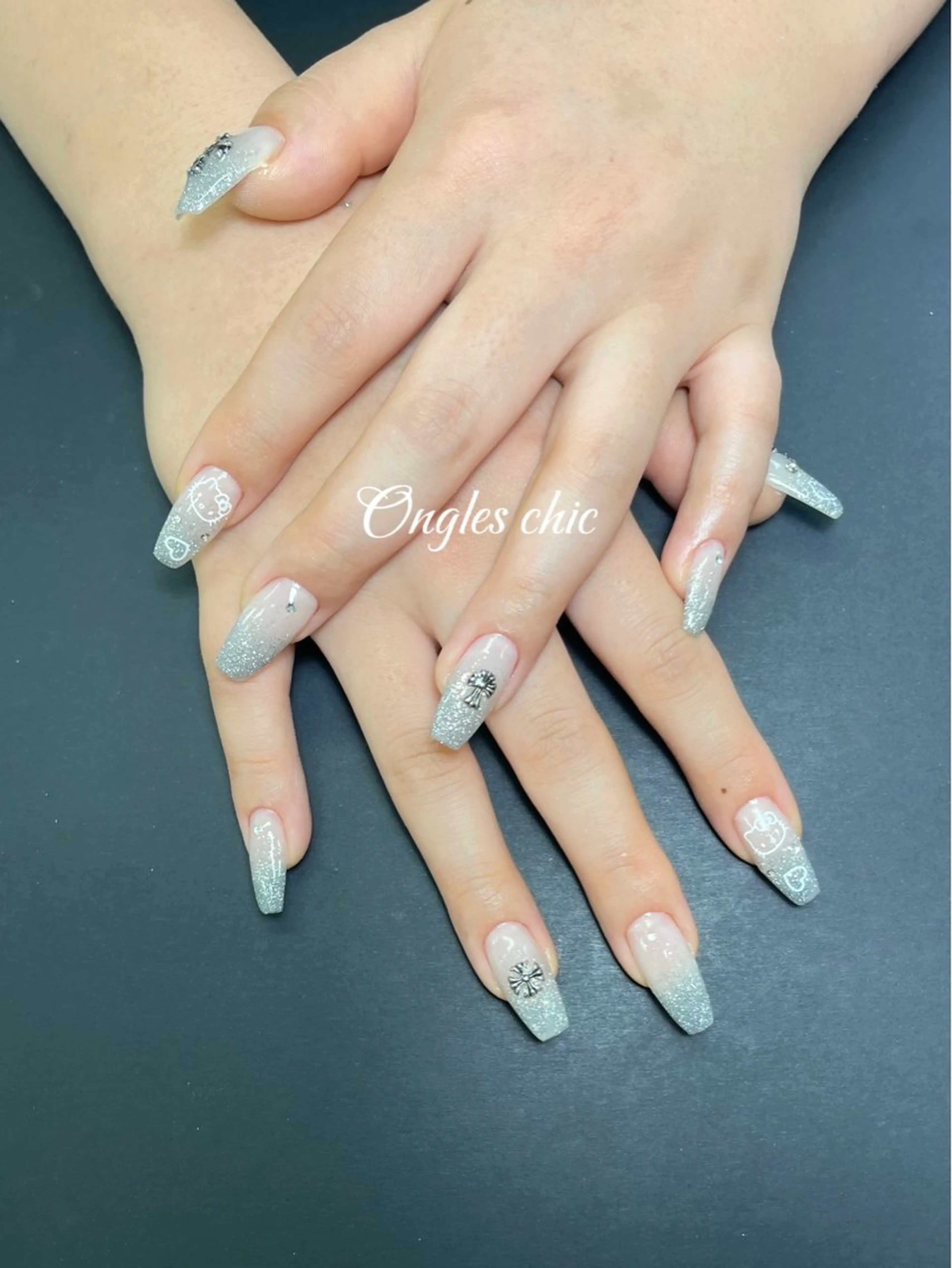 ネイル ハンドネイル ongles chic24時間営業のネイルデザイン