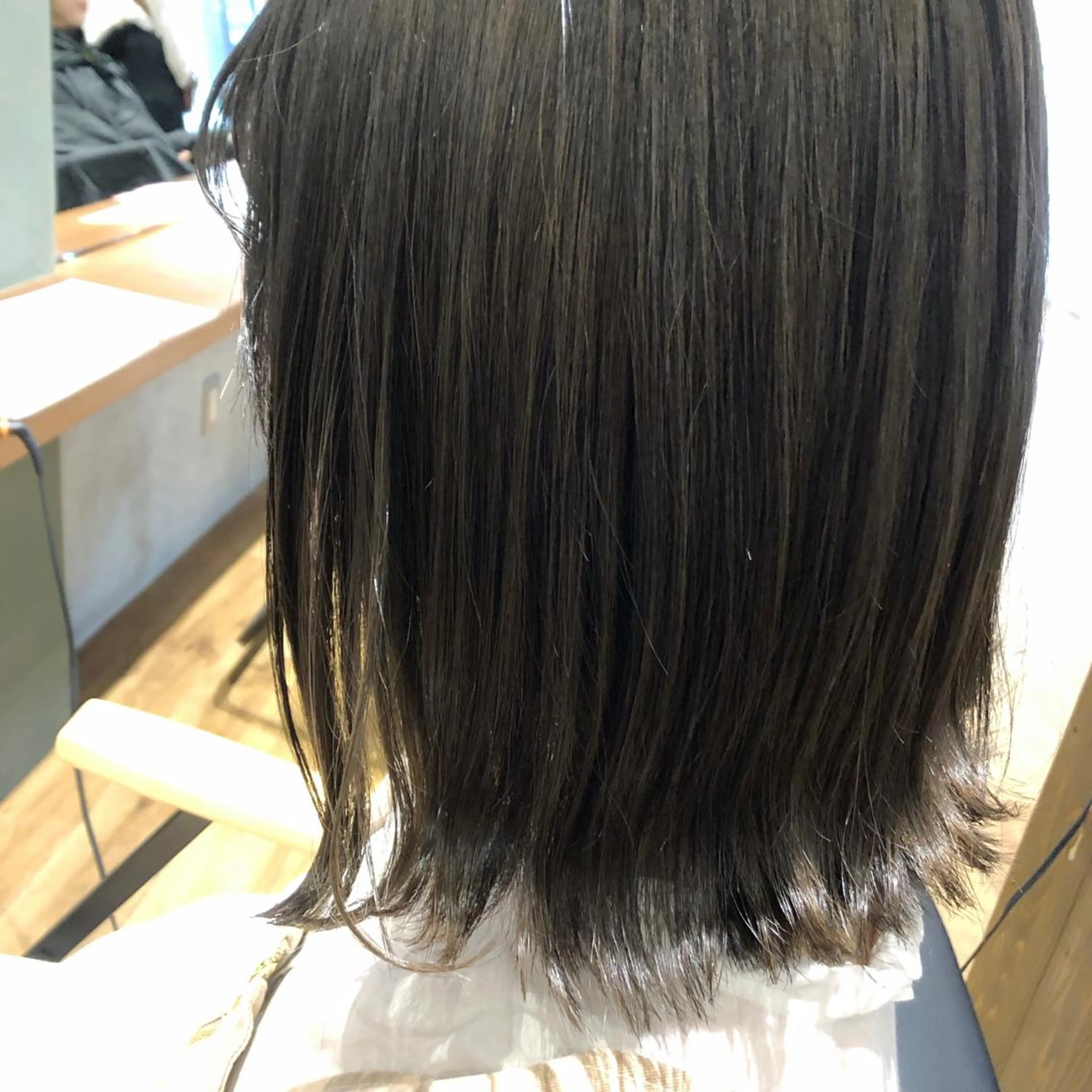 ミディアム カラー グレージュ オリーブグレージュ オリーブグレー ◇おの あすか◇のヘアスタイル